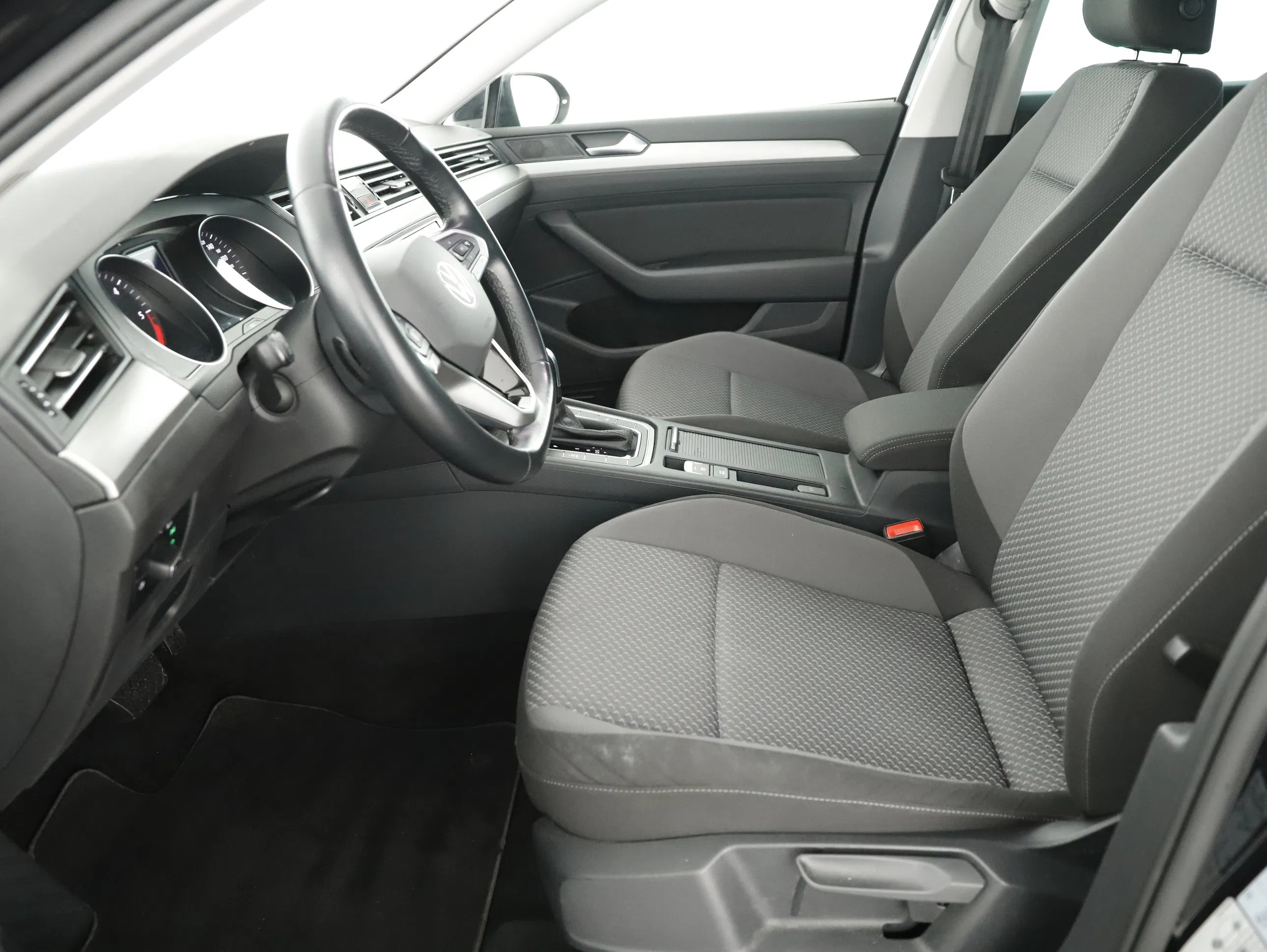 VW Passat Variant 2.0 TDI BMT | Bild 7 von 20