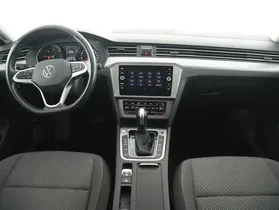 VW Passat Variant 2.0 TDI BMT | Thumbnail 8 von 20