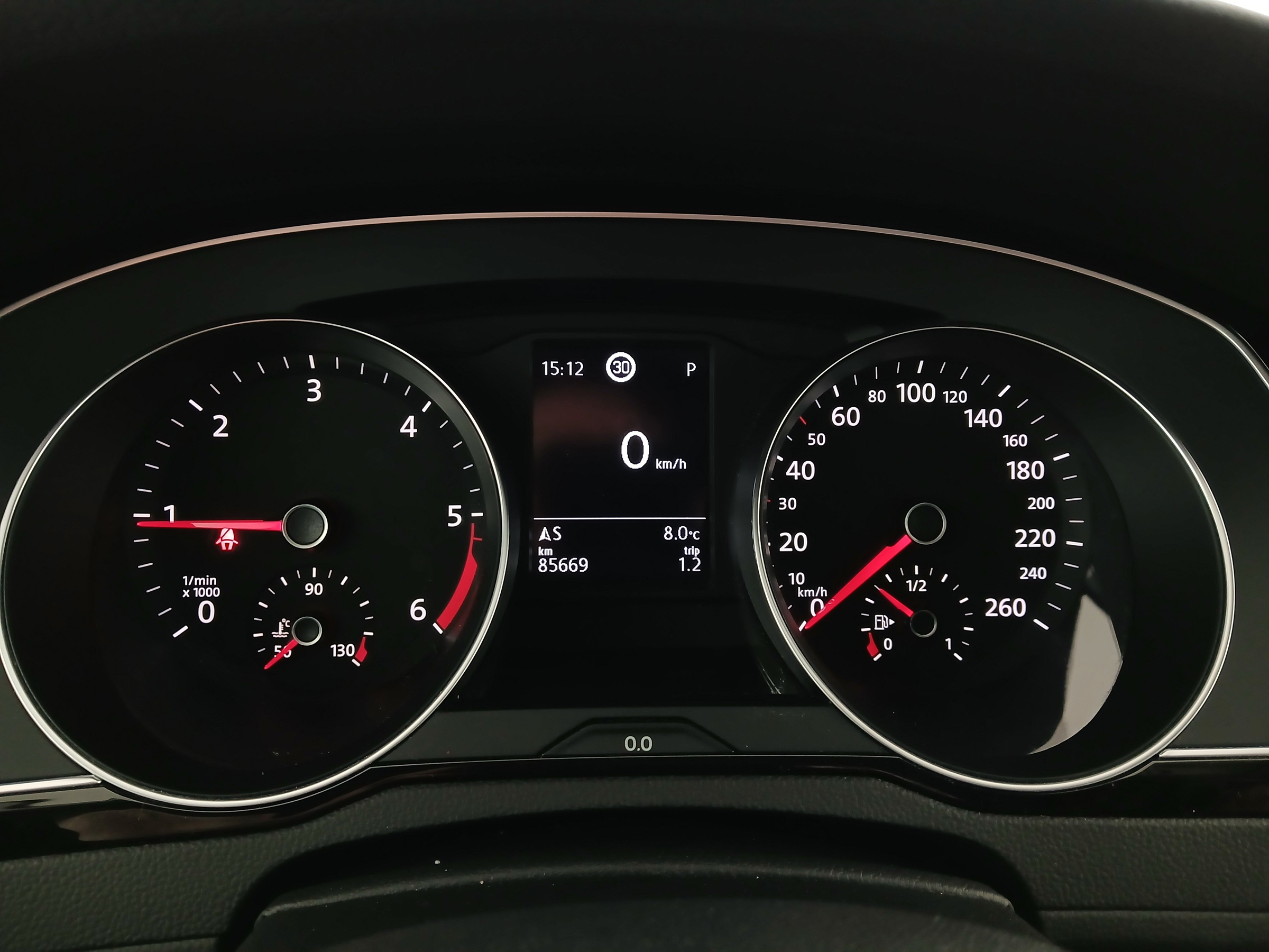 VW Passat Variant 2.0 TDI BMT Business | Bild 15 von 28