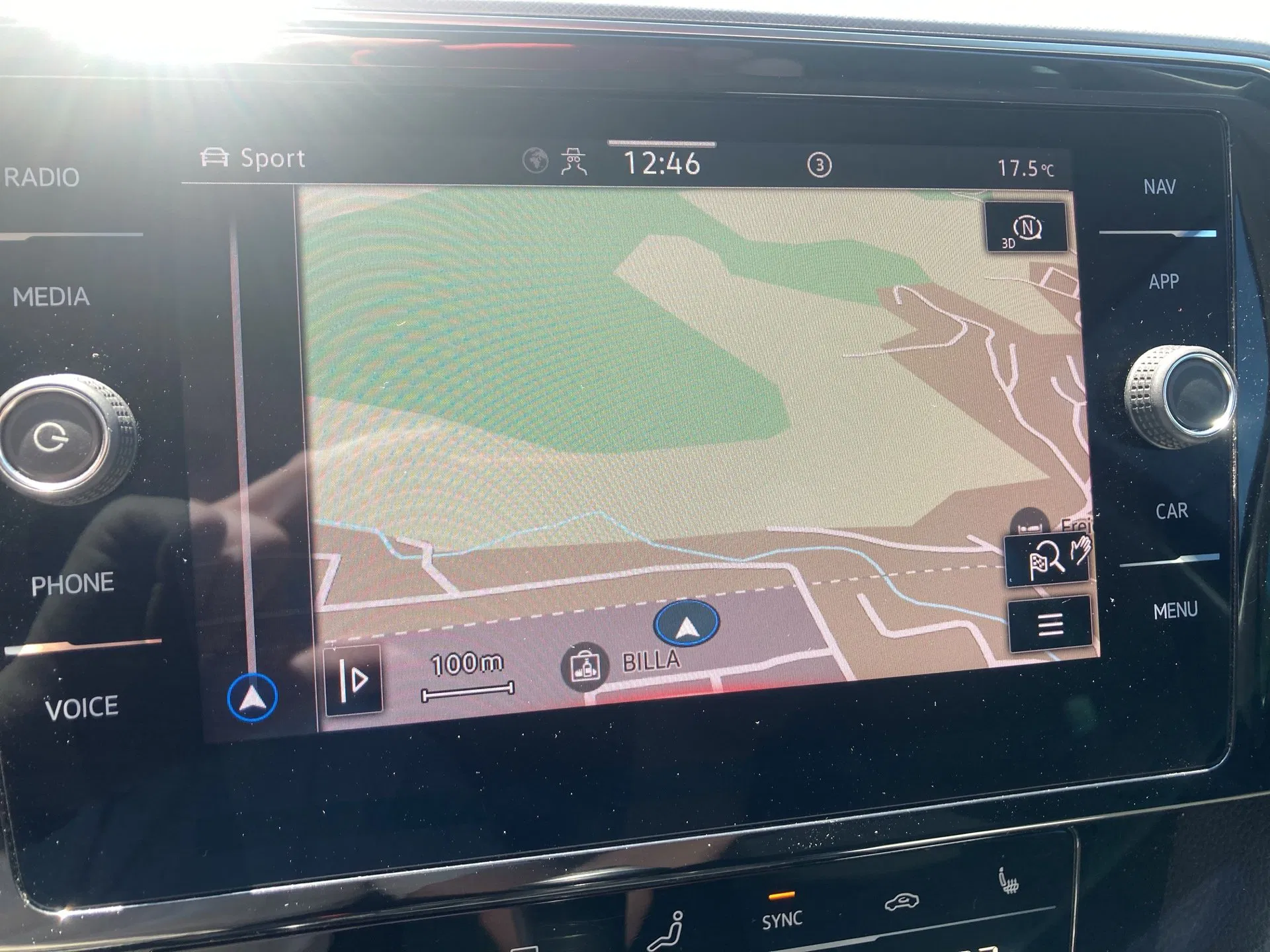 VW Passat Variant 1.5 TSI BMT Business | Bild 20 von 30