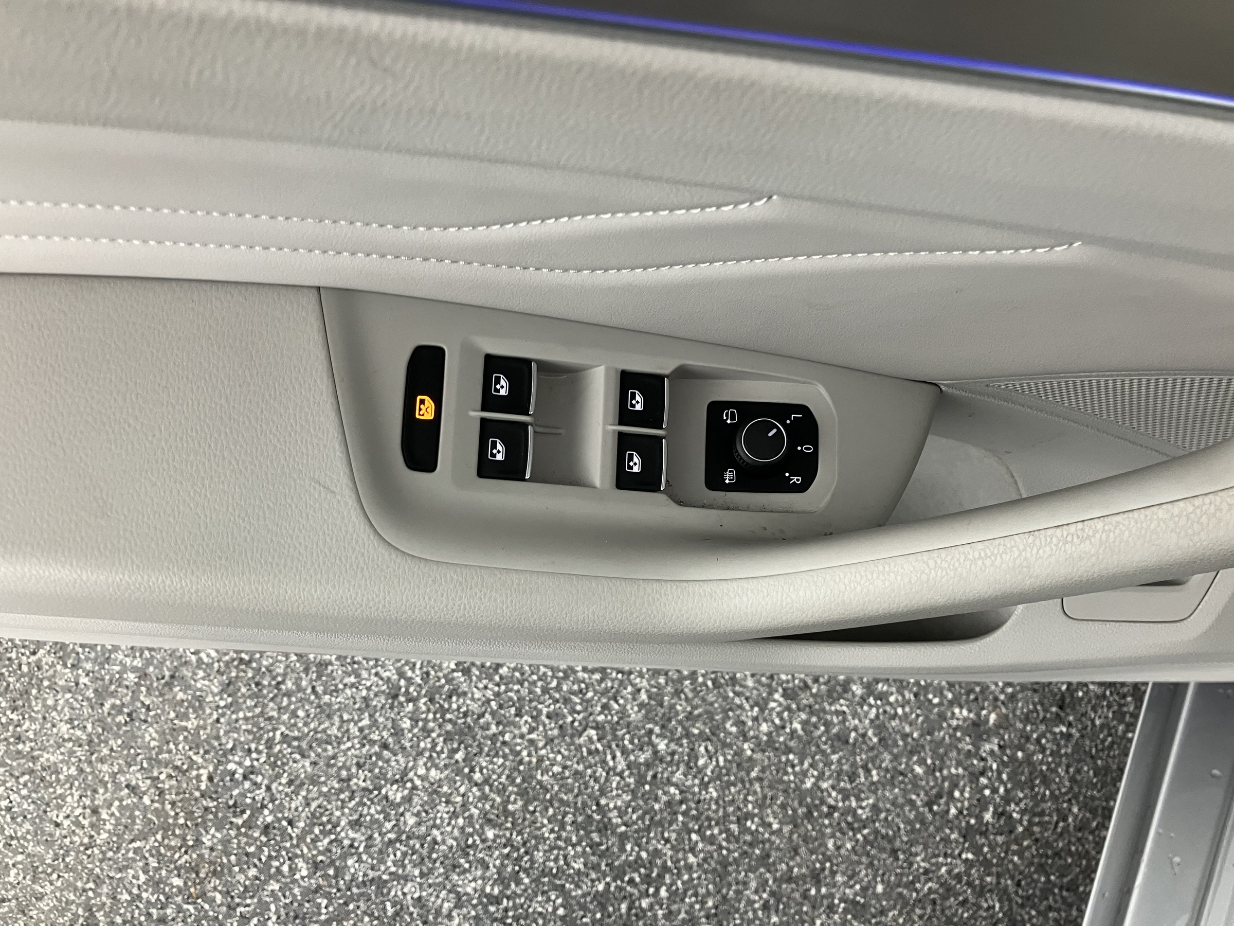 VW Passat Variant 1.5 TSI BMT Elegance | Bild 5 von 29