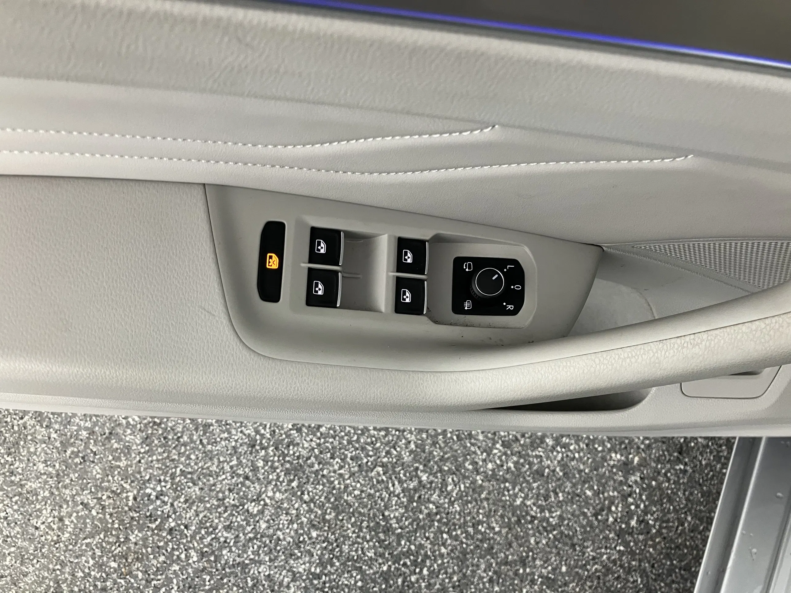 VW Passat Variant 1.5 TSI BMT Elegance | Bild 5 von 29