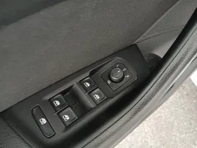 VW Passat Variant 2.0 TDI BMT Business | Thumbnail 12 von 31