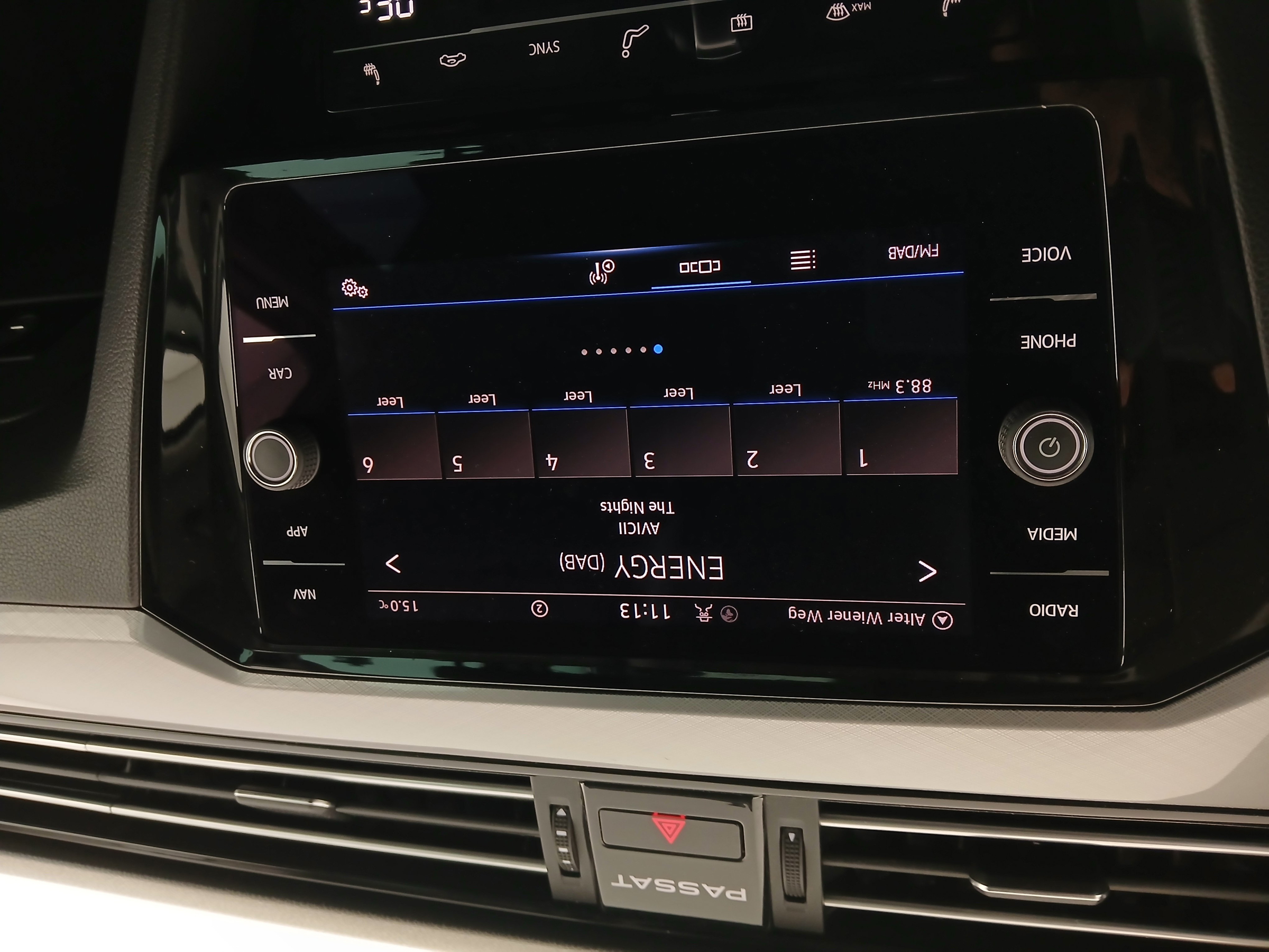 VW Passat Variant 2.0 TDI BMT Business | Bild 19 von 31