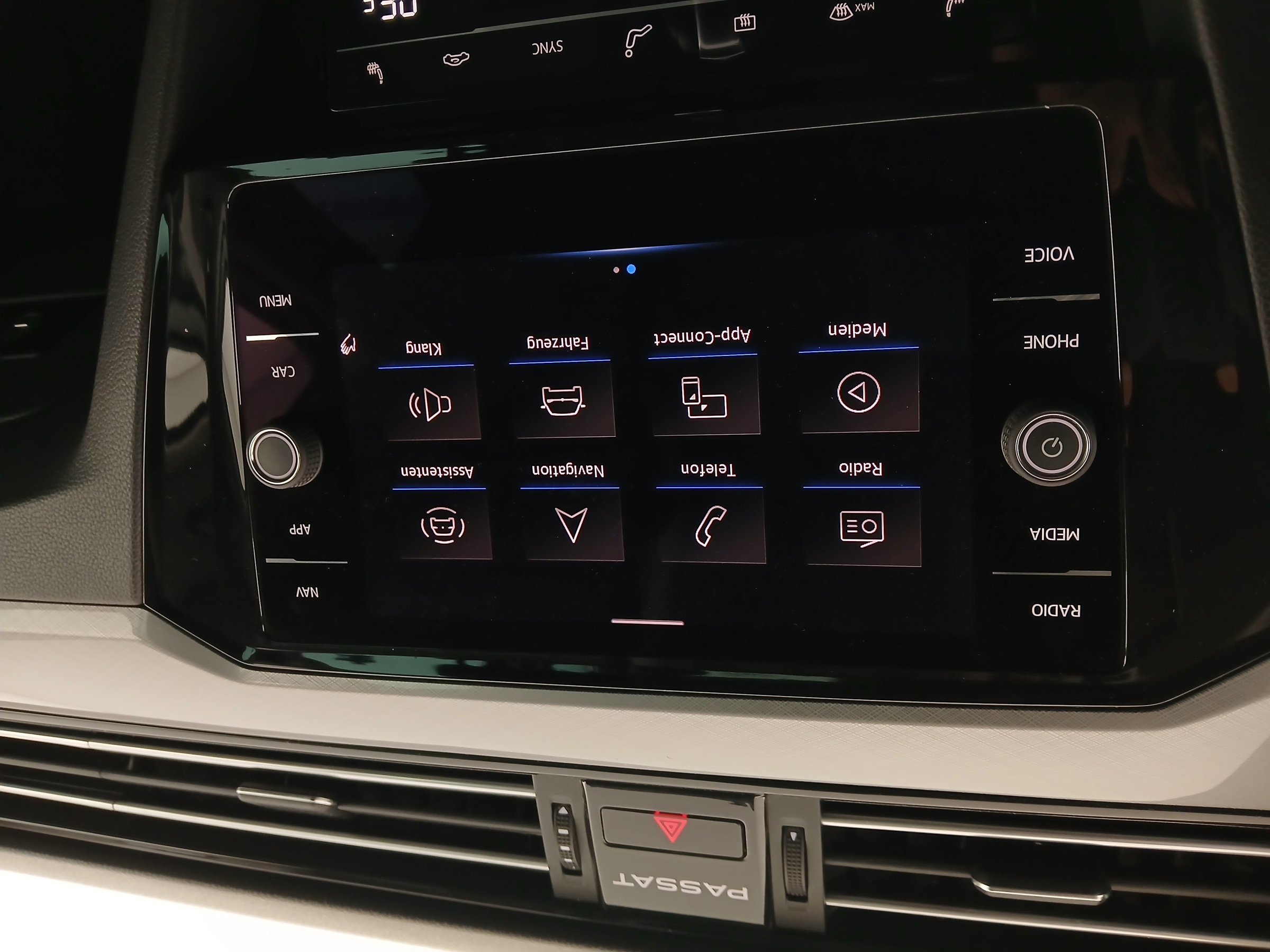 VW Passat Variant 2.0 TDI BMT Business | Bild 20 von 31