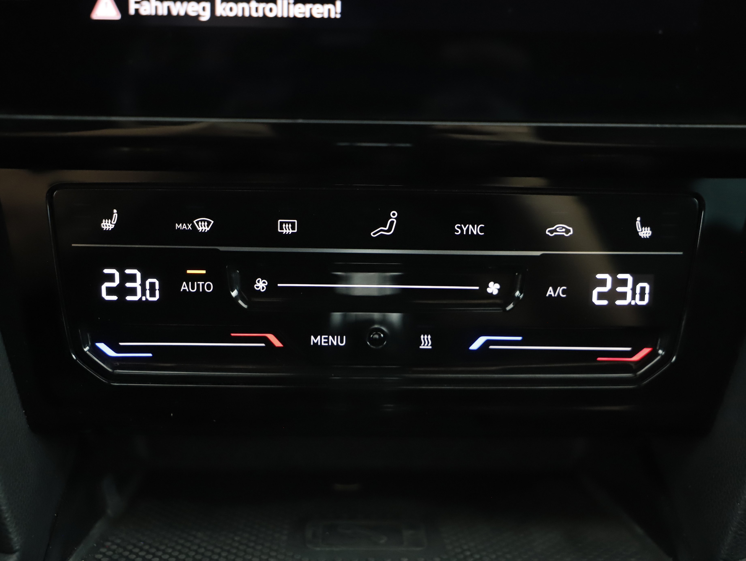 VW Passat Variant 1.4 TSI GTE | Bild 11 von 24