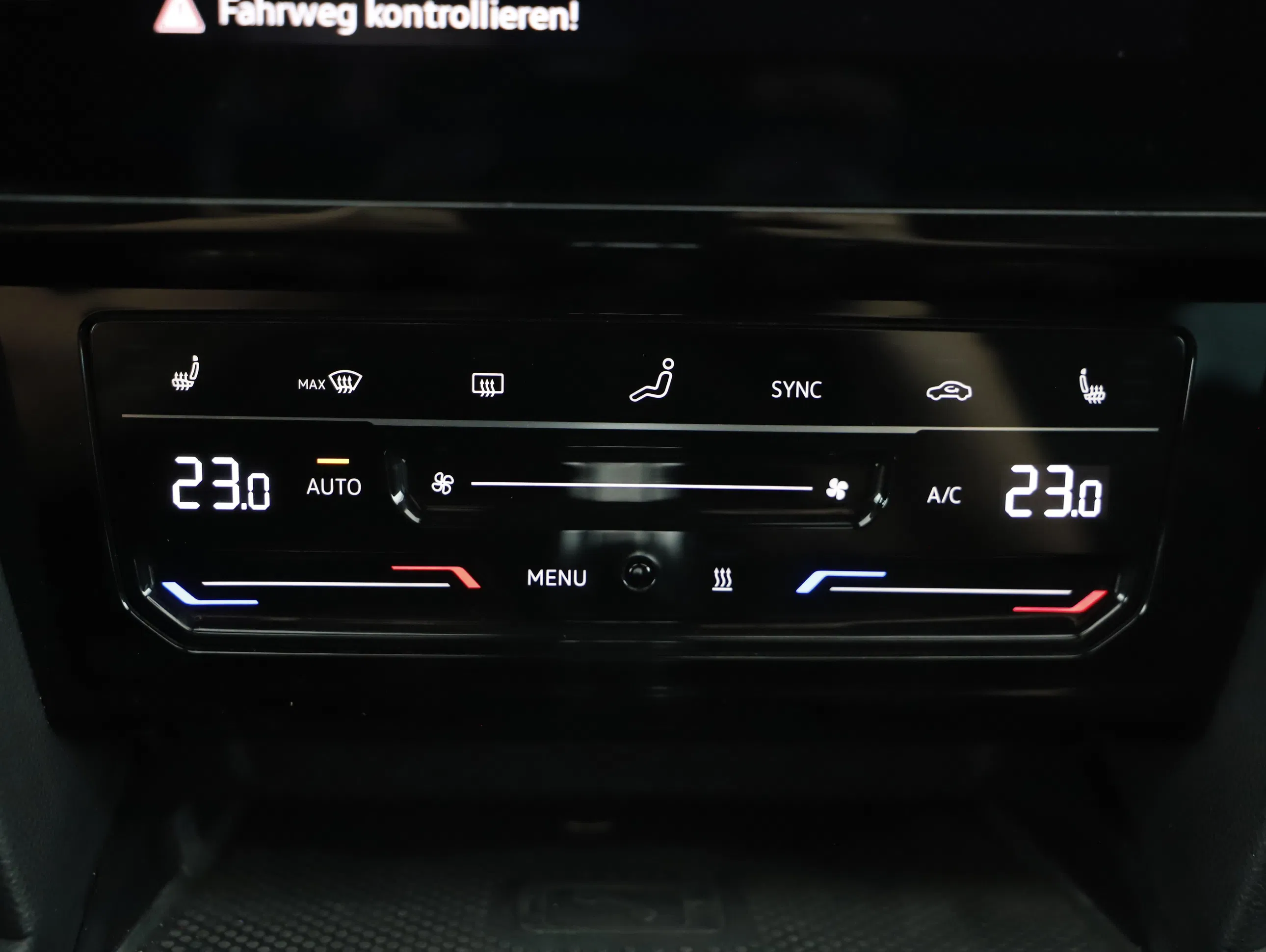 VW Passat Variant 1.4 TSI GTE | Bild 11 von 24