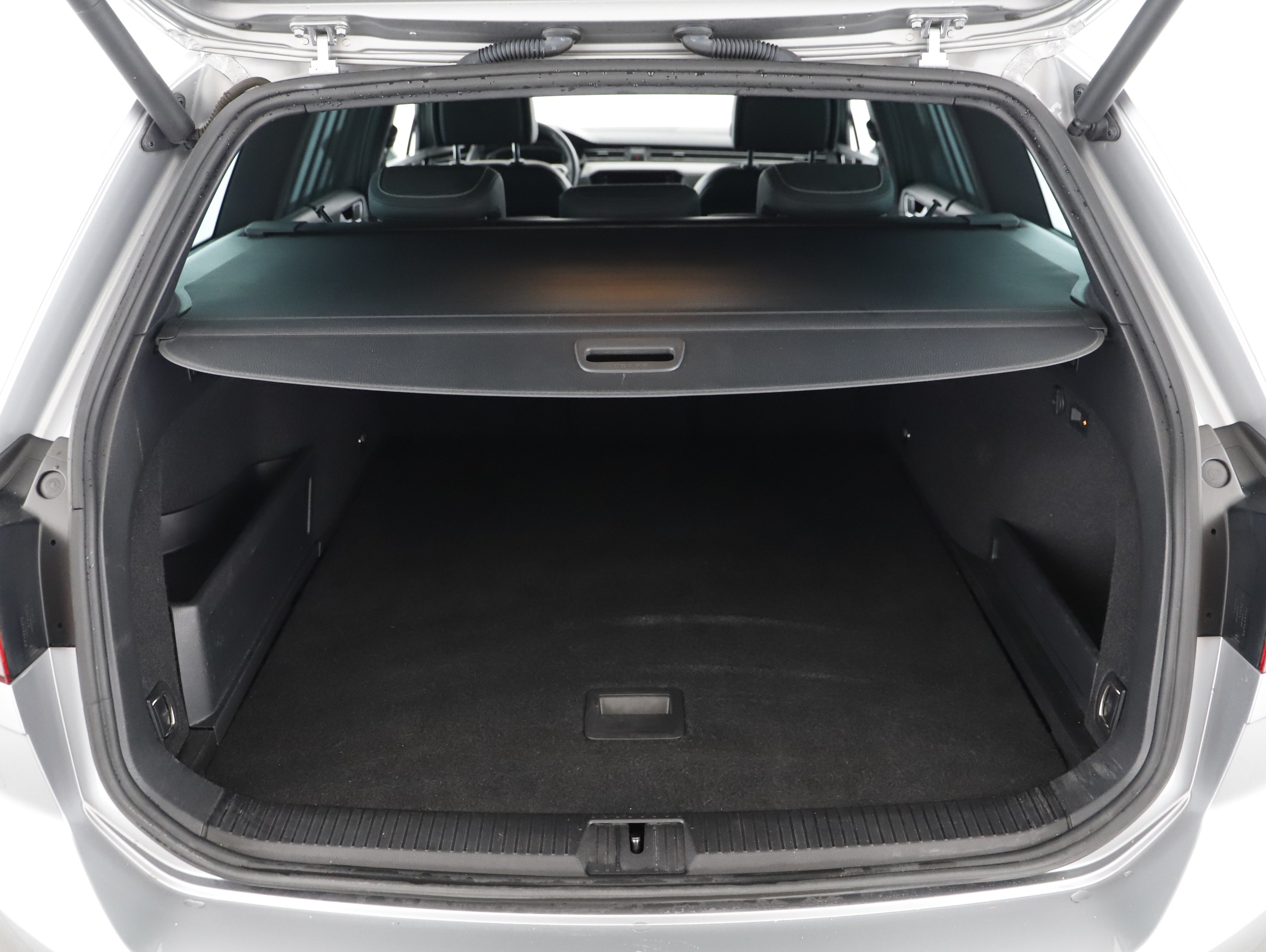 VW Passat Variant 1.4 TSI GTE | Bild 17 von 24