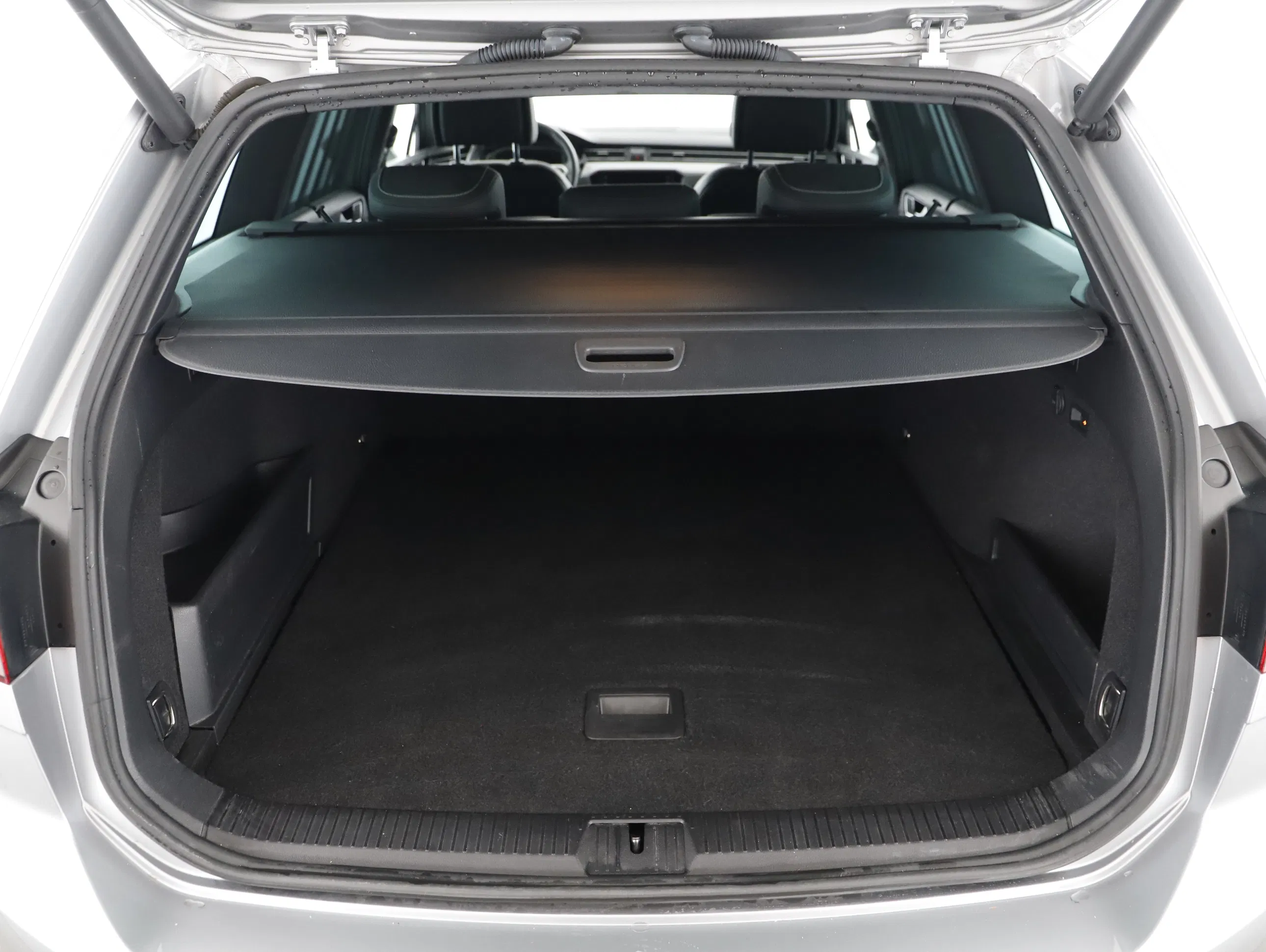 VW Passat Variant 1.4 TSI GTE | Bild 17 von 24