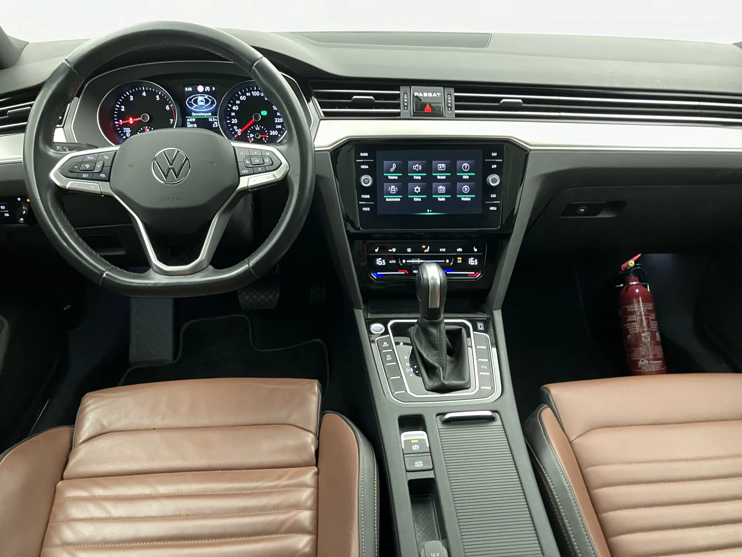 VW Passat Variant 1.5 TSI BMT Elegance | Bild 14 von 31