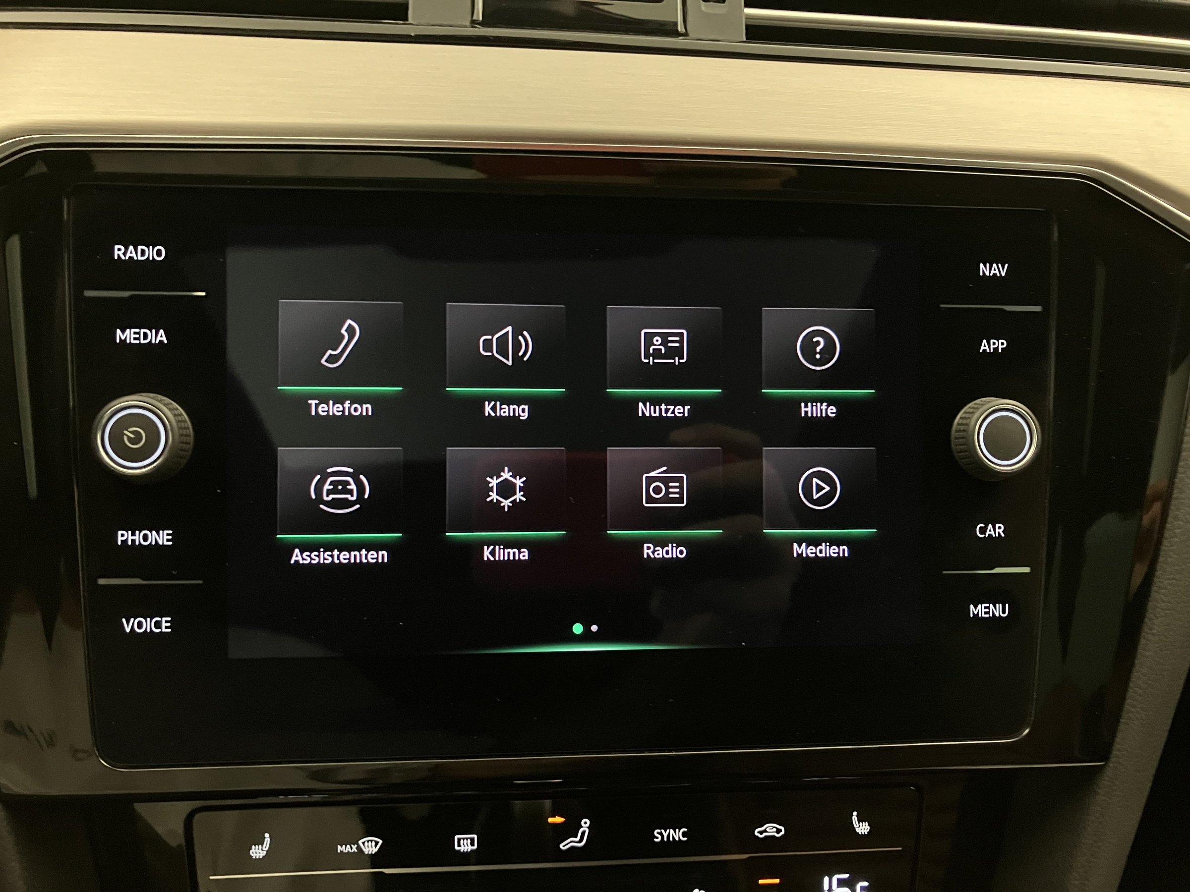 VW Passat Variant 1.5 TSI BMT Elegance | Bild 19 von 31