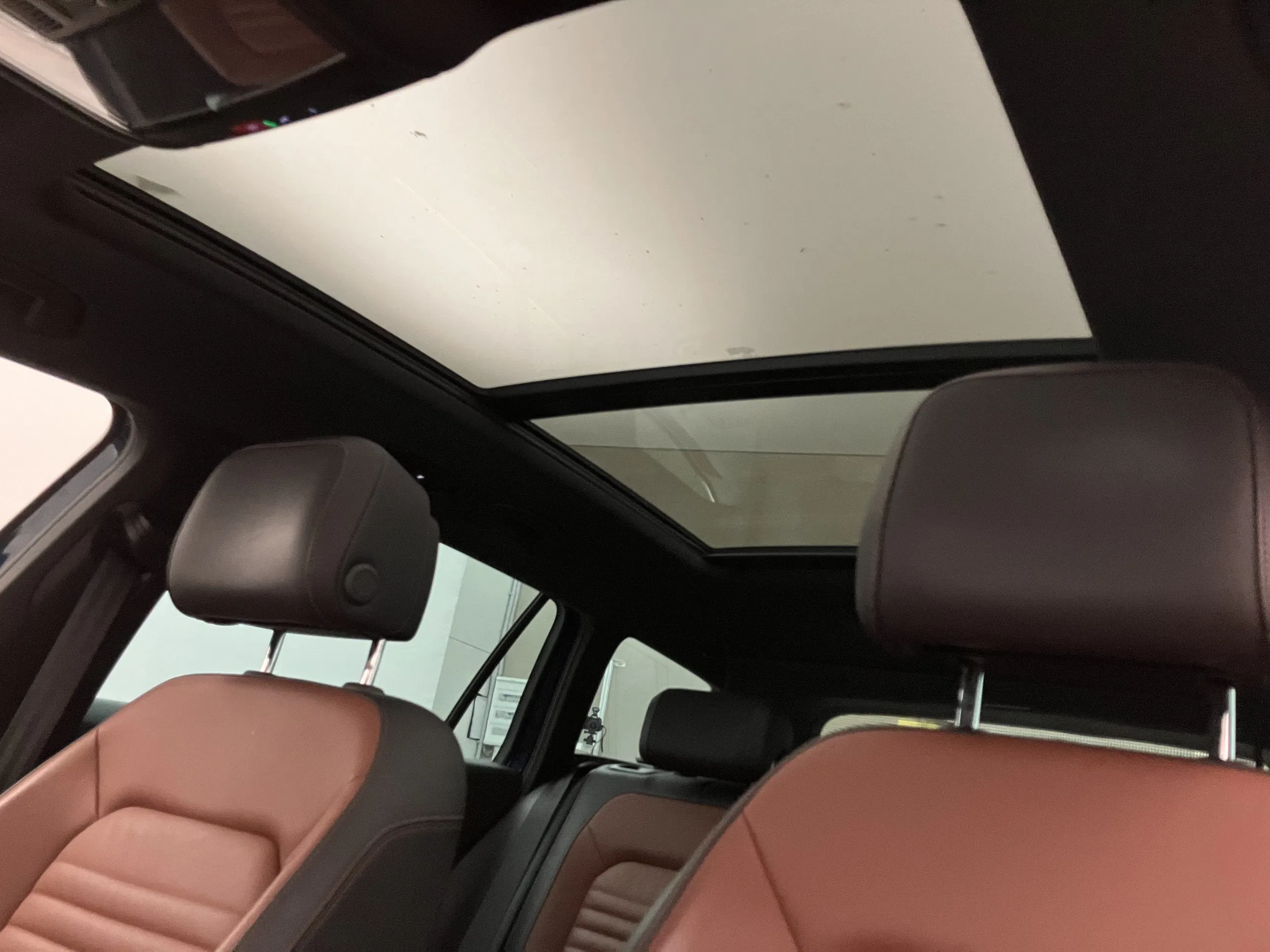 VW Passat Variant 1.5 TSI BMT Elegance | Bild 31 von 31