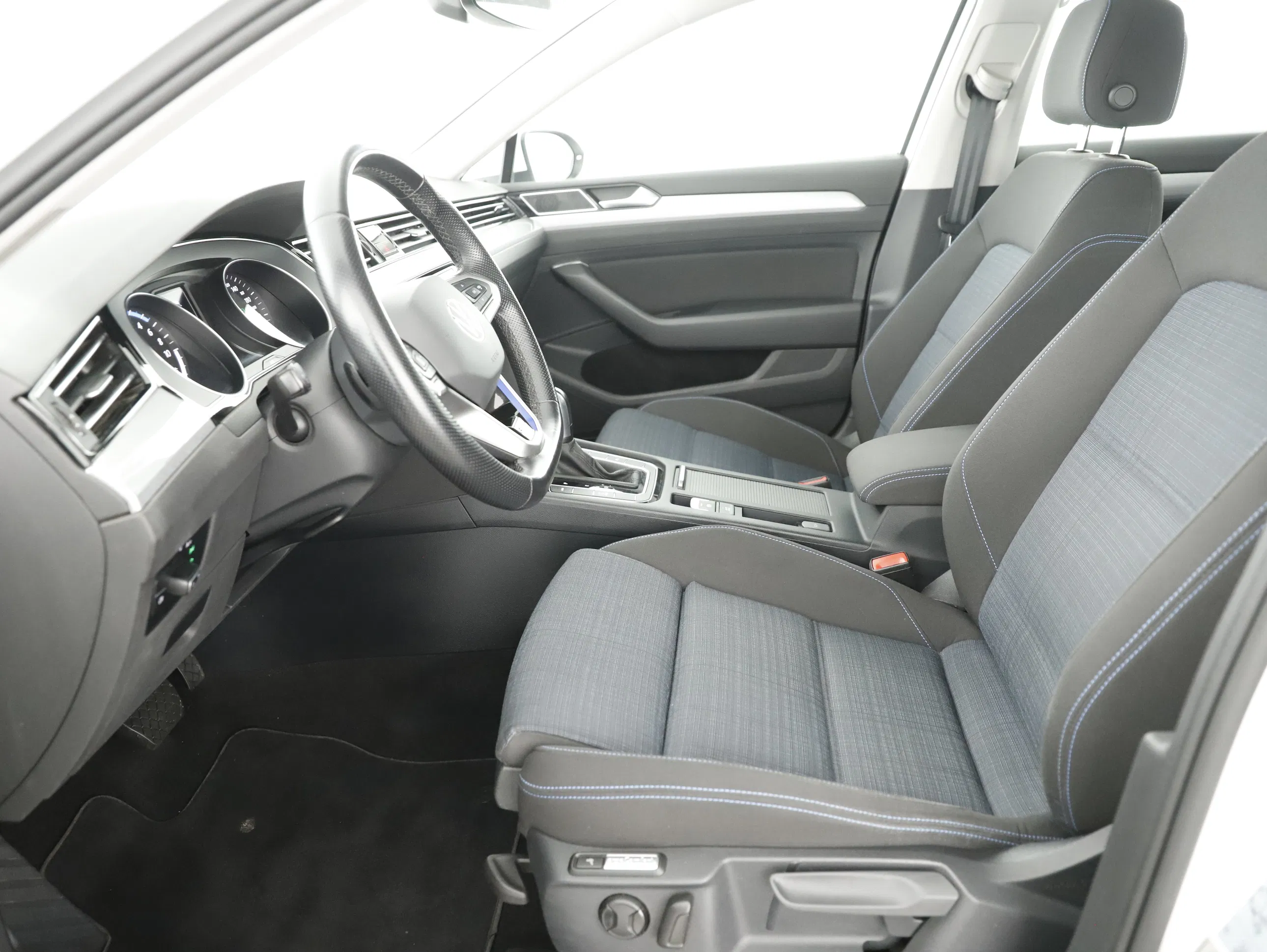 VW Passat Variant 1.4 TSI GTE | Bild 11 von 28