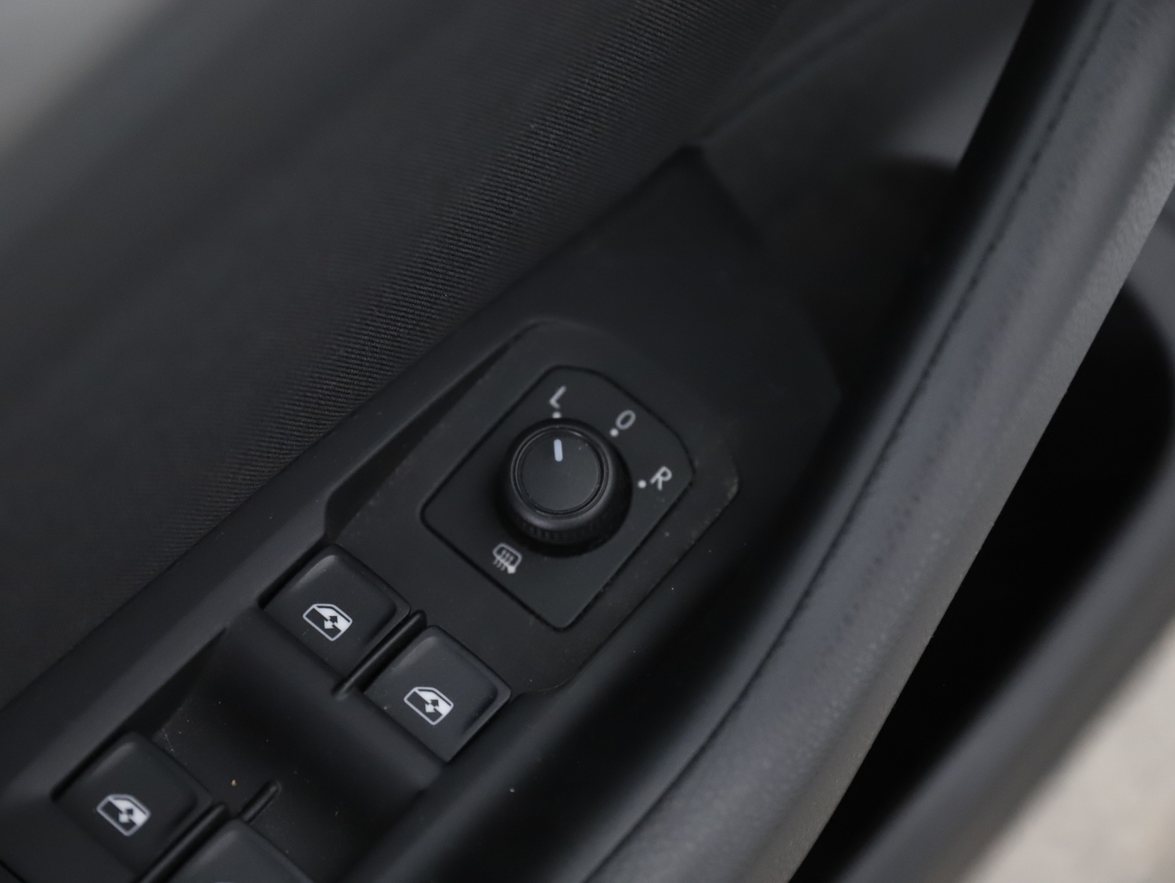 VW Passat Variant 2.0 TDI BMT | Bild 19 von 31