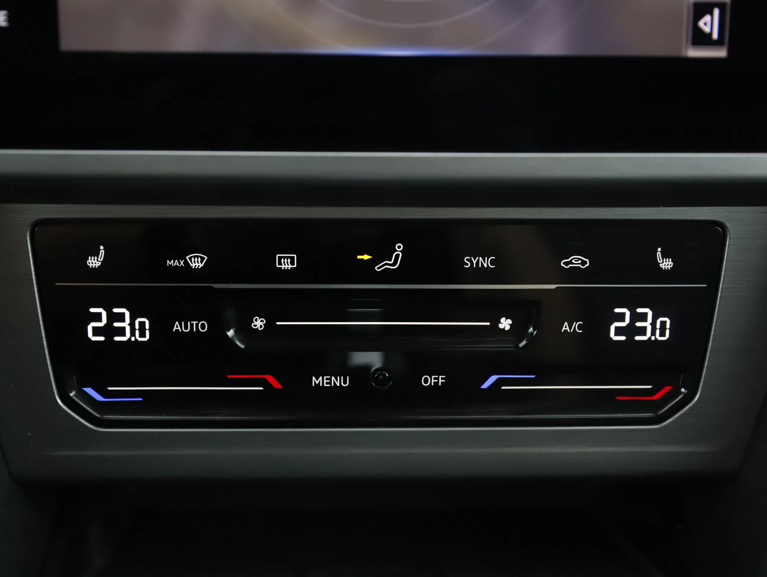 VW Passat Variant 2.0 TDI BMT | Bild 24 von 31