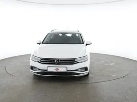 VW Passat Variant 2.0 TDI BMT | Thumbnail 30 von 31