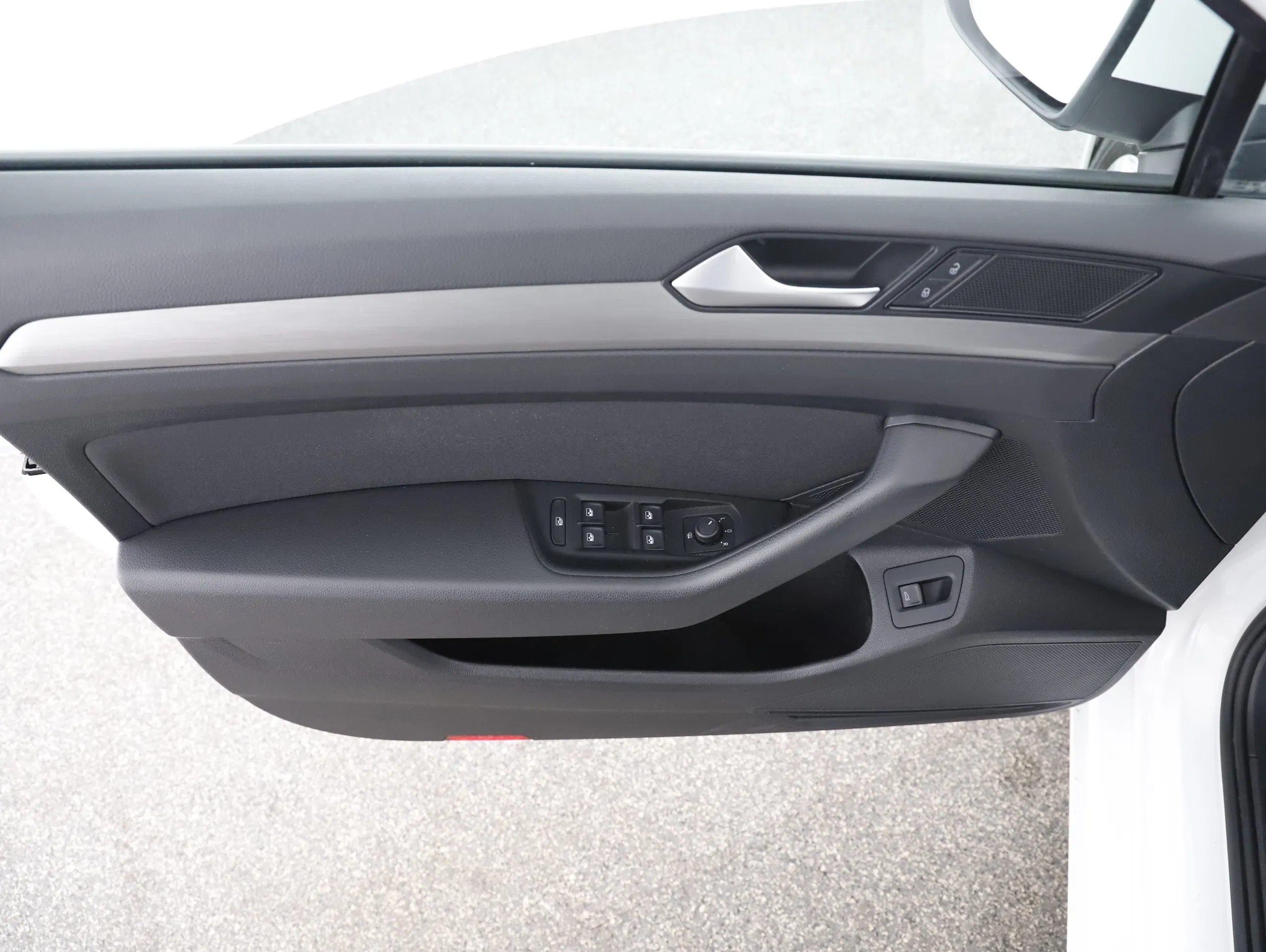 VW Passat Variant 2.0 TDI BMT | Bild 5 von 31