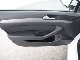 VW Passat Variant 2.0 TDI BMT | Thumbnail 5 von 31
