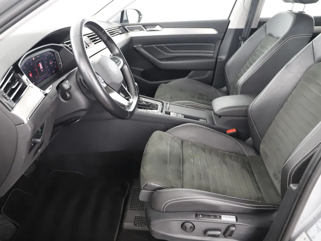 Bild eines VW Passat Variant 2.0 TDI BMT Elegance