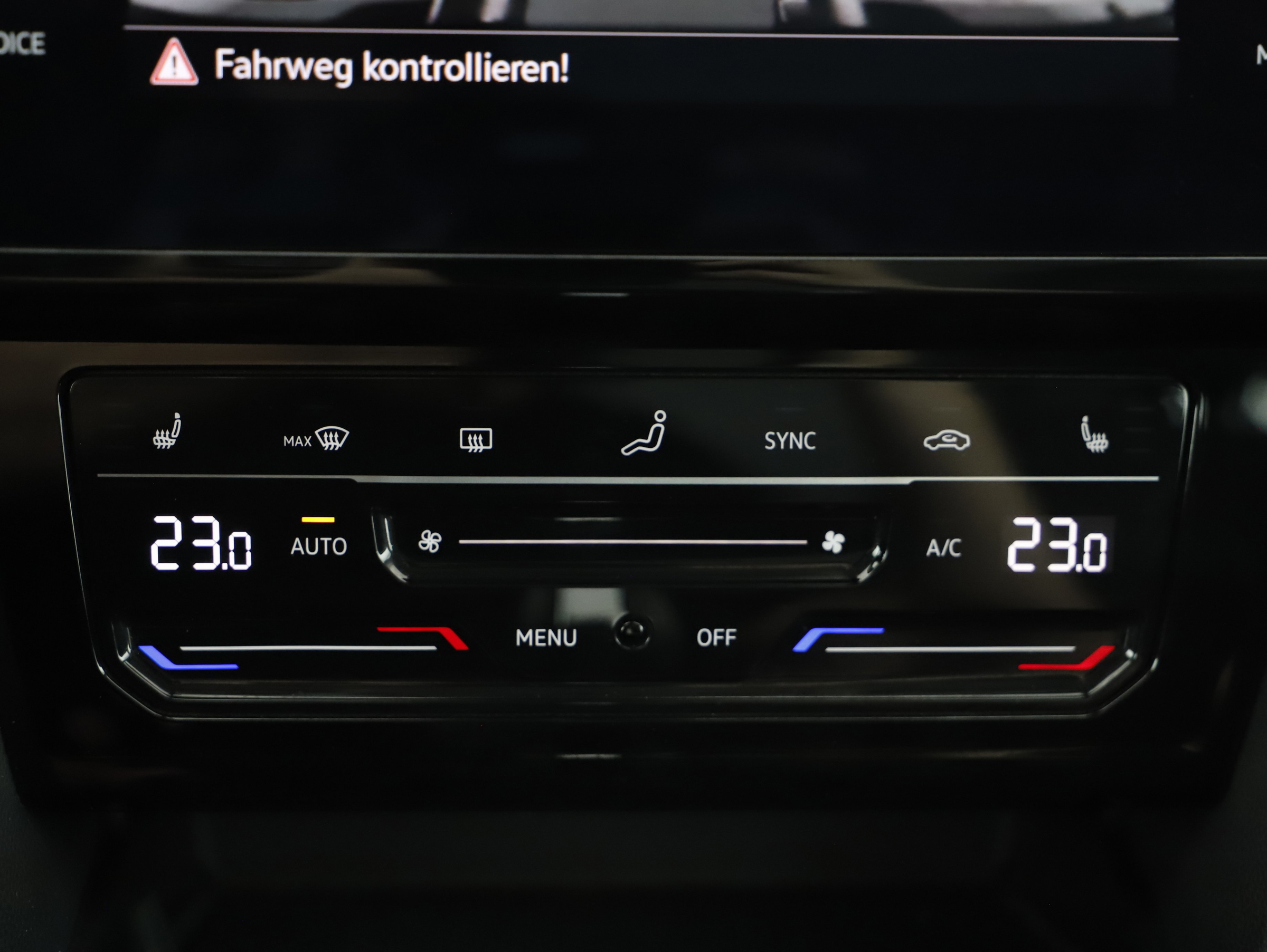 VW Passat Variant 2.0 TDI BMT Elegance | Bild 10 von 24