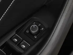 VW Passat Variant 2.0 TDI BMT Elegance | Thumbnail 15 von 24