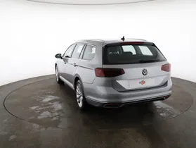 VW Passat Variant 2.0 TDI BMT Elegance | Thumbnail 20 von 24