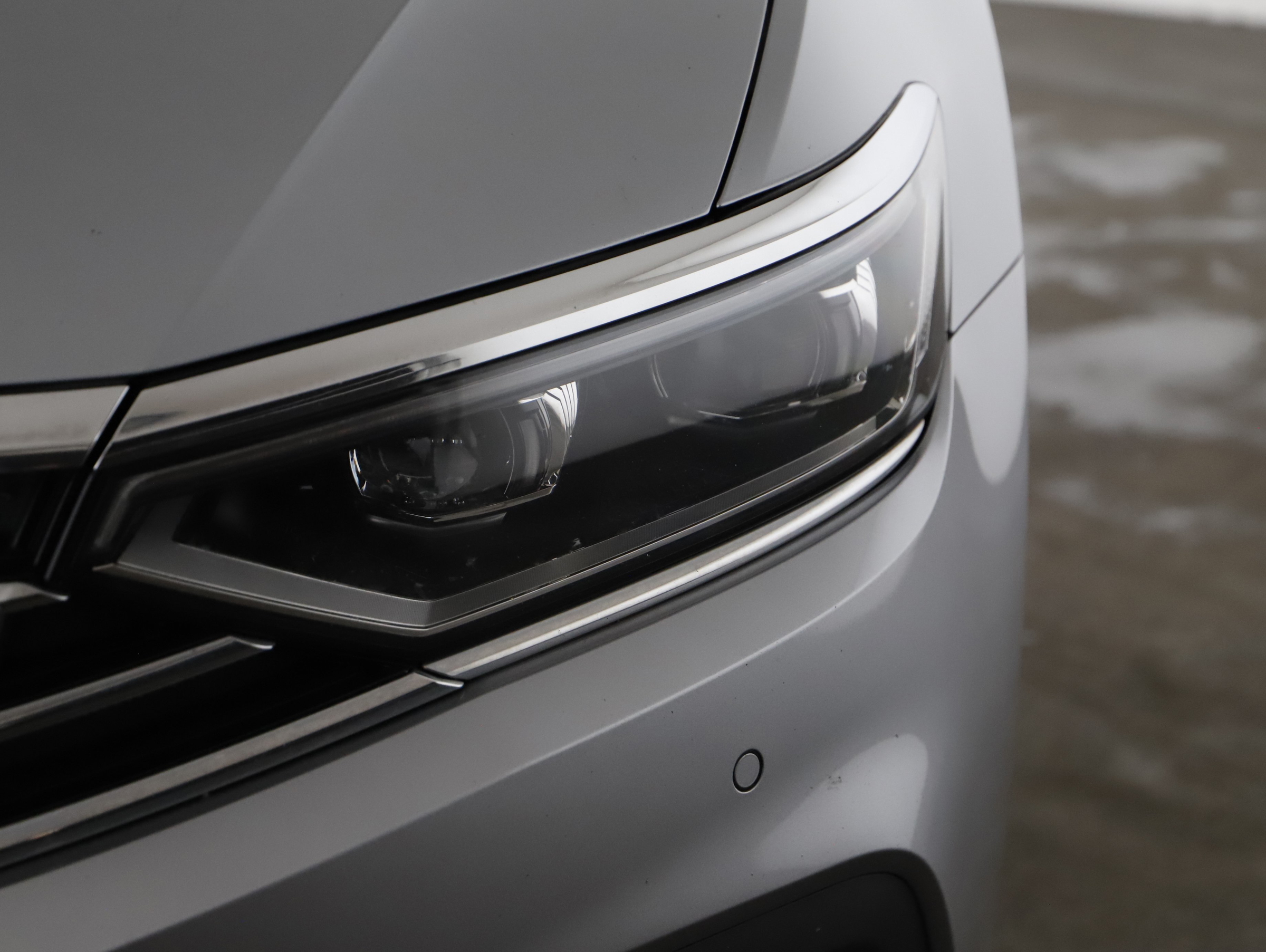 VW Passat Variant 2.0 TDI BMT Elegance | Bild 22 von 24