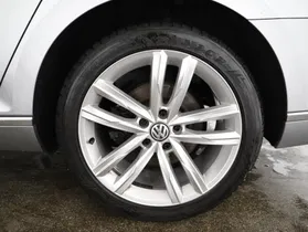 VW Passat Variant 2.0 TDI BMT Elegance | Thumbnail 23 von 24