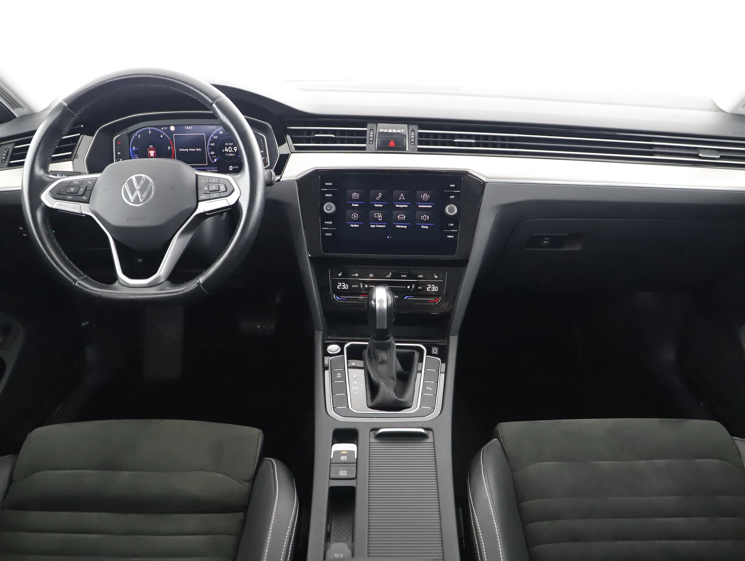 VW Passat Variant 2.0 TDI BMT Elegance | Bild 3 von 24