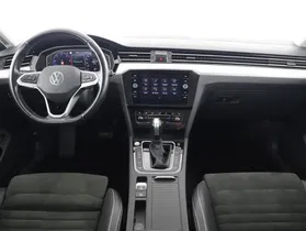 VW Passat Variant 2.0 TDI BMT Elegance | Thumbnail 3 von 24