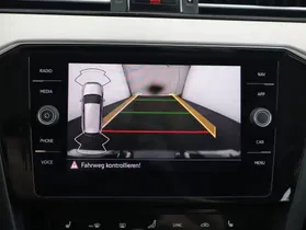 VW Passat Variant 2.0 TDI BMT Elegance | Thumbnail 9 von 24