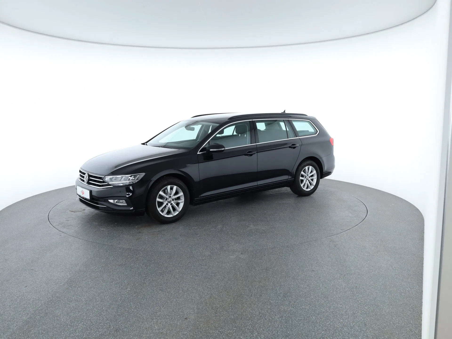 VW Passat Variant 2.0 TDI BMT Business | Bild 2 von 31