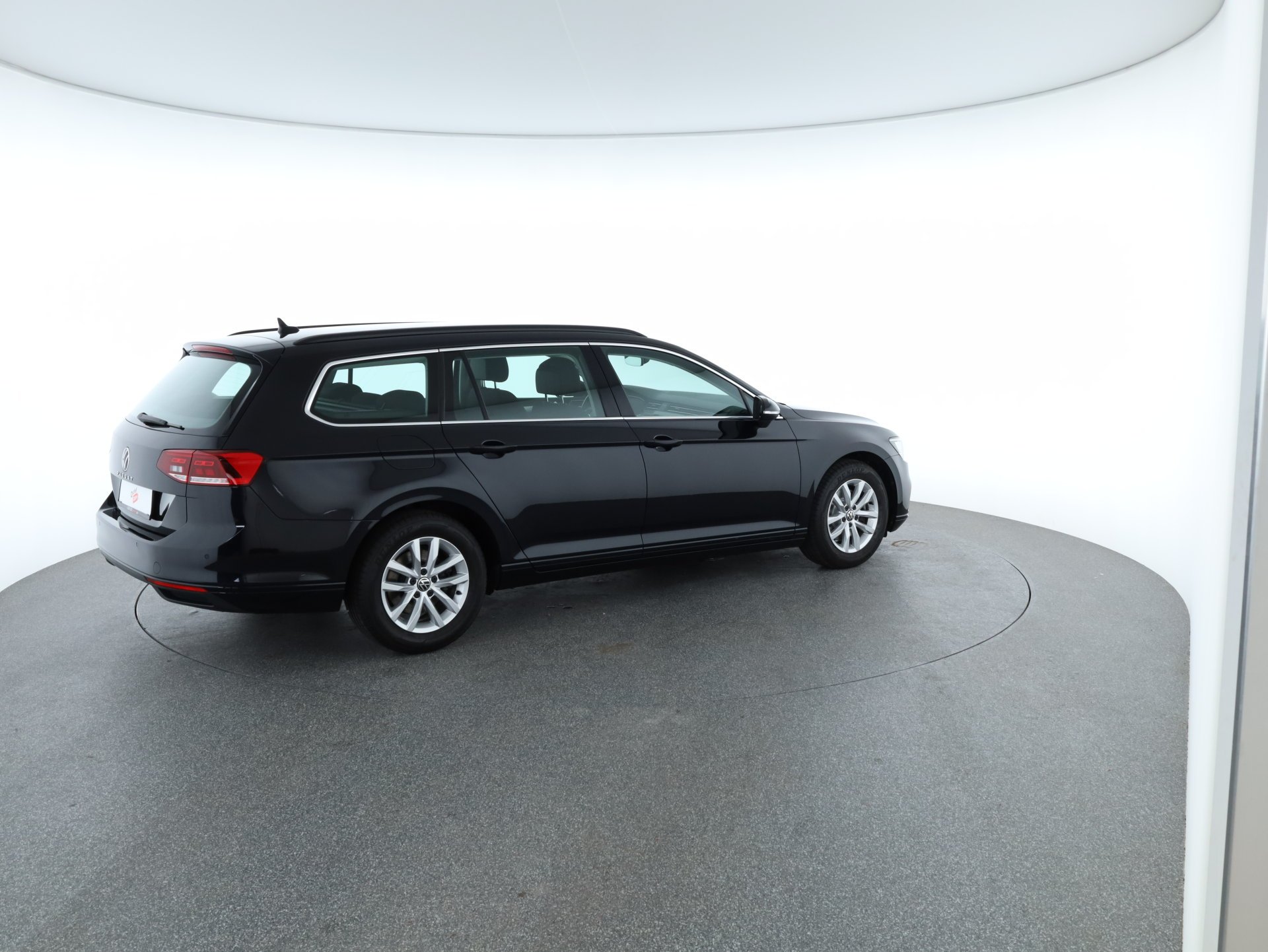 VW Passat Variant 2.0 TDI BMT Business | Bild 3 von 31