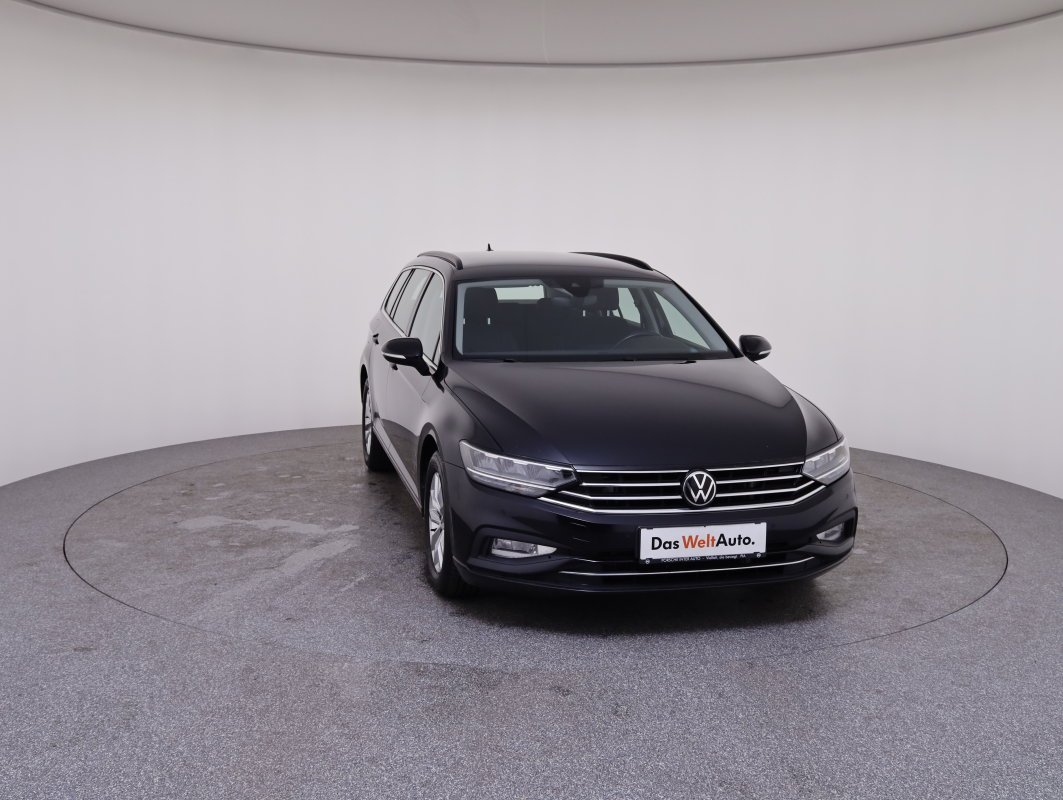 VW Passat Variant 2.0 TDI BMT Business | Bild 29 von 31