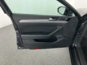 VW Passat Variant 2.0 TDI BMT Business | Thumbnail 5 von 31