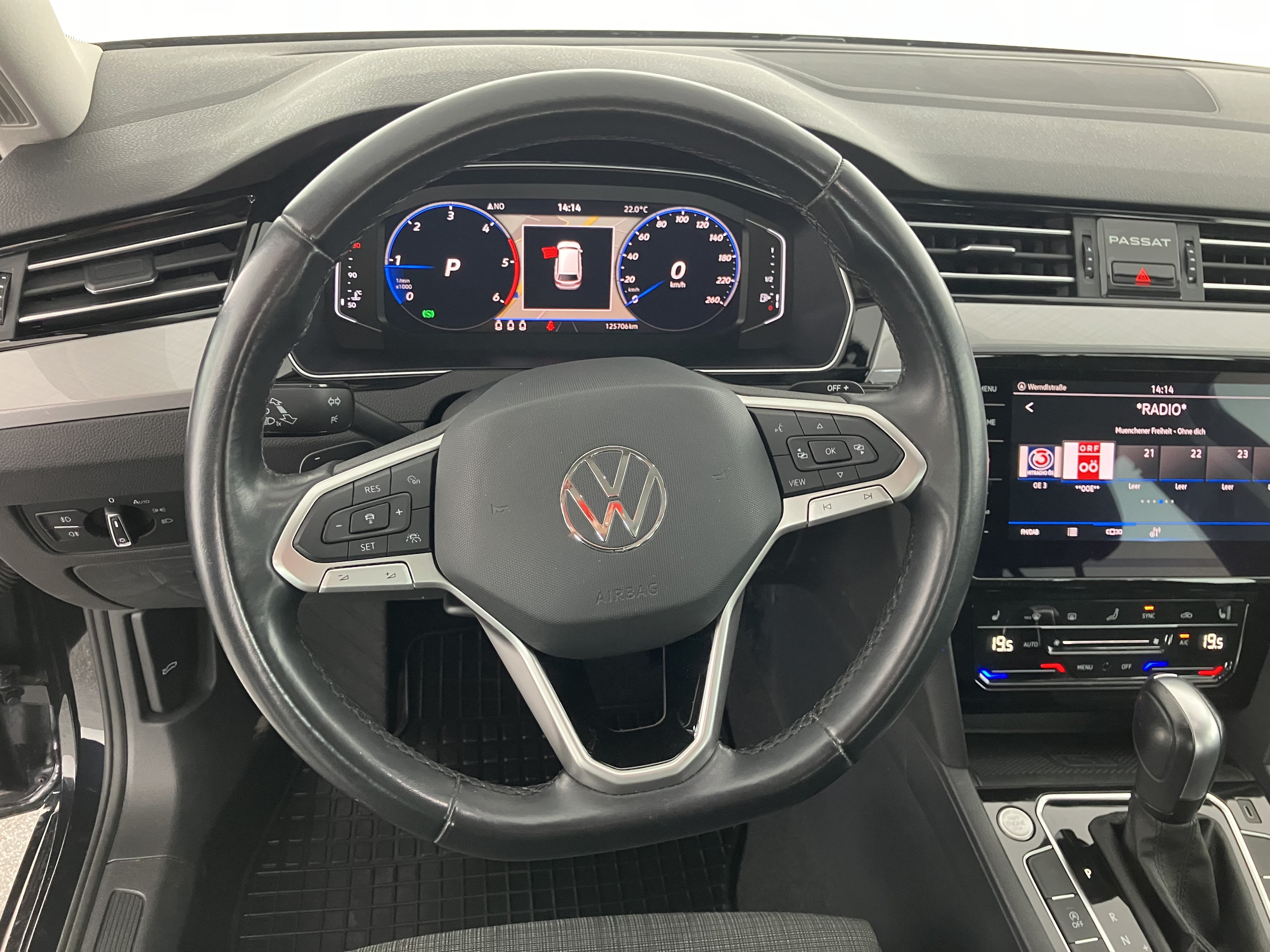 VW Passat Variant 2.0 TDI BMT Business | Bild 9 von 31