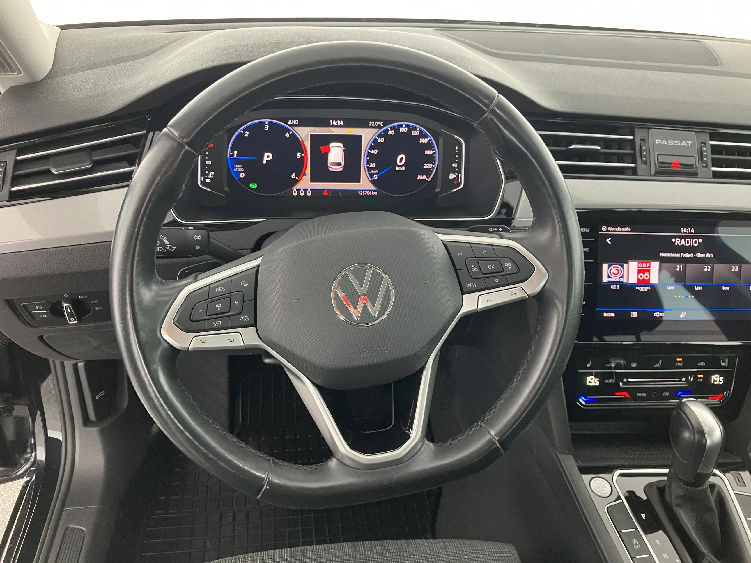 VW Passat Variant 2.0 TDI BMT Business | Bild 9 von 31