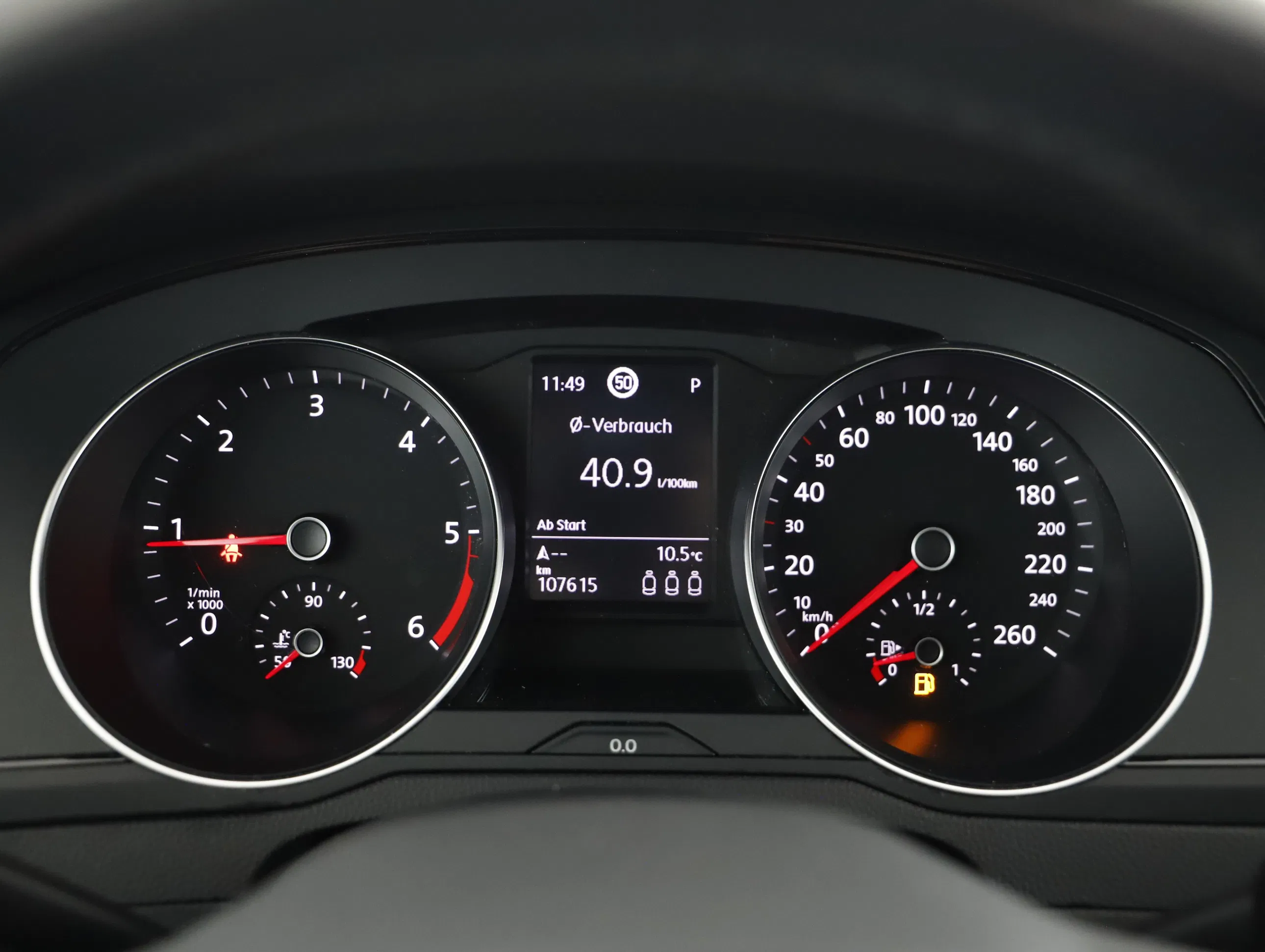 VW Passat Variant 2.0 TDI BMT | Bild 12 von 23