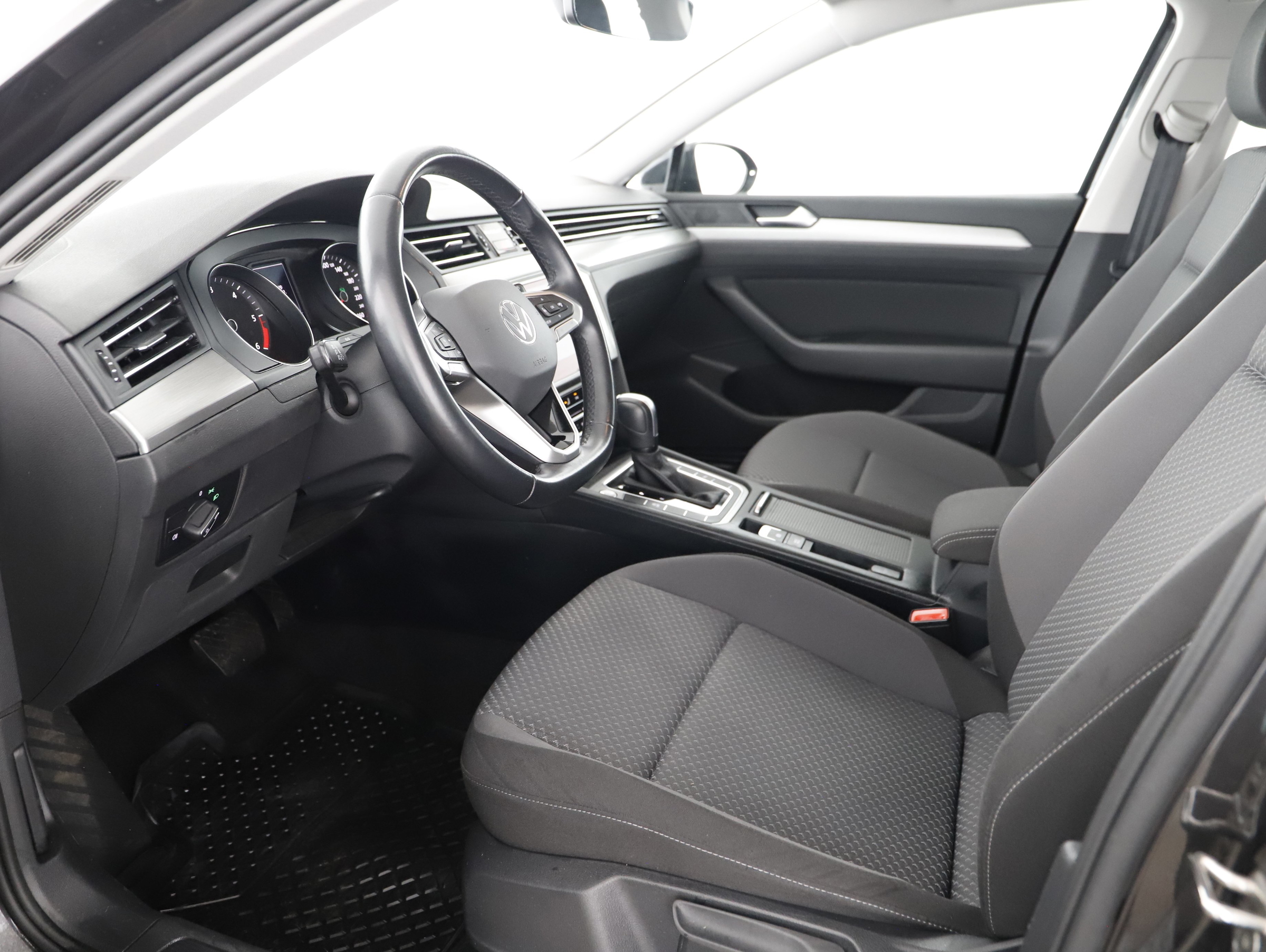 VW Passat Variant 2.0 TDI BMT | Bild 19 von 23