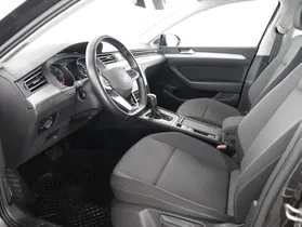 VW Passat Variant 2.0 TDI BMT | Thumbnail 19 von 23