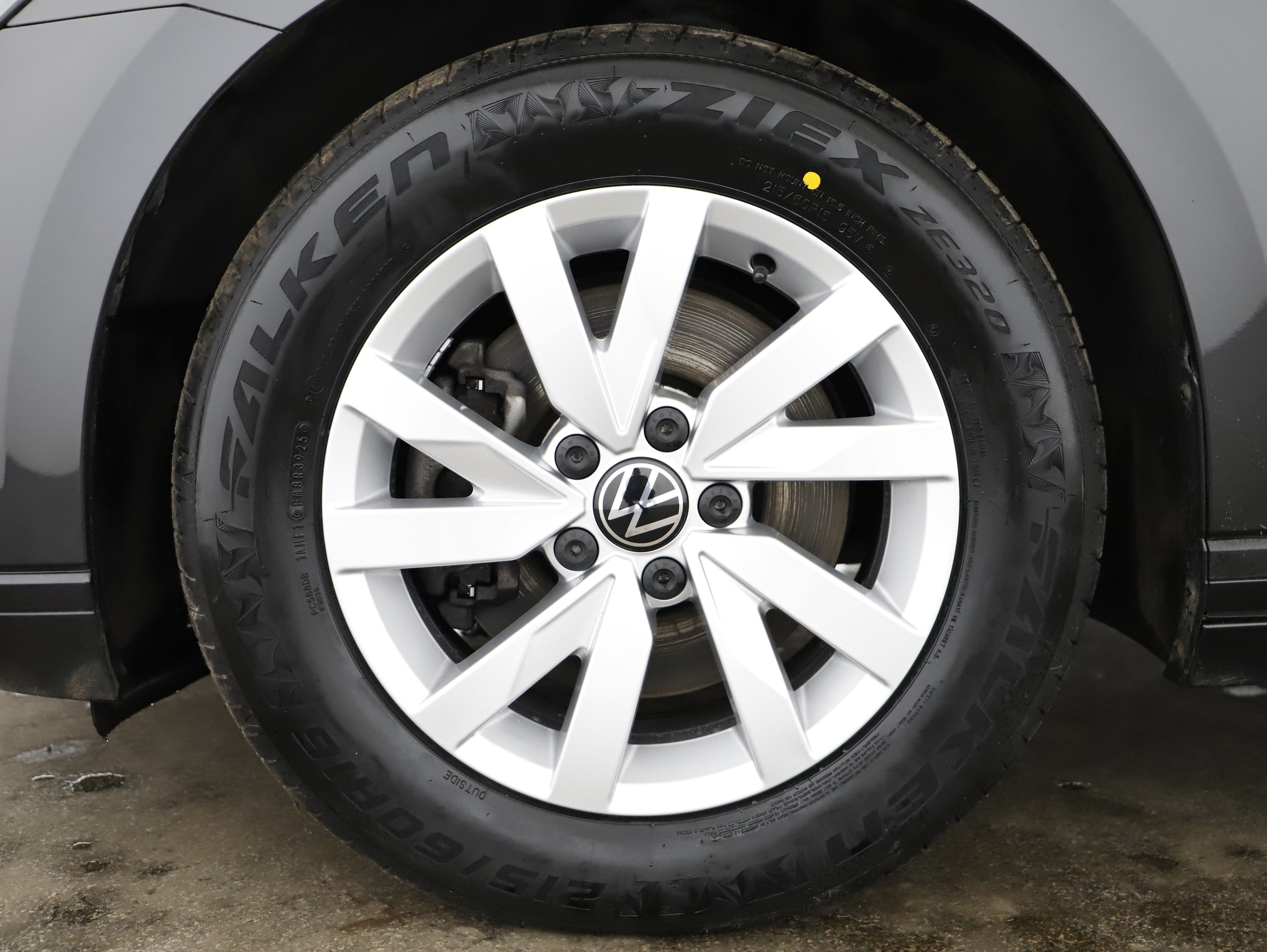 VW Passat Variant 2.0 TDI BMT | Bild 5 von 23