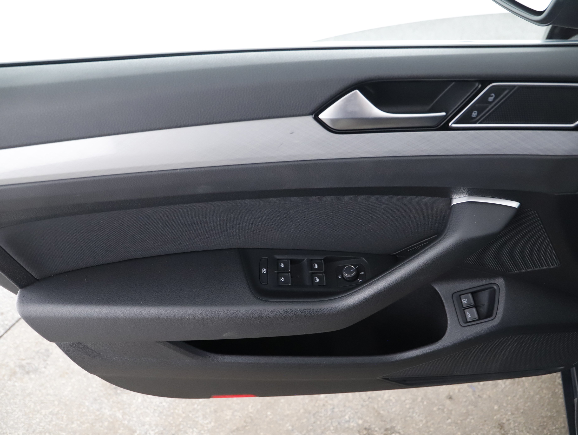 VW Passat Variant 1.4 TSI  GTE | Bild 11 von 31