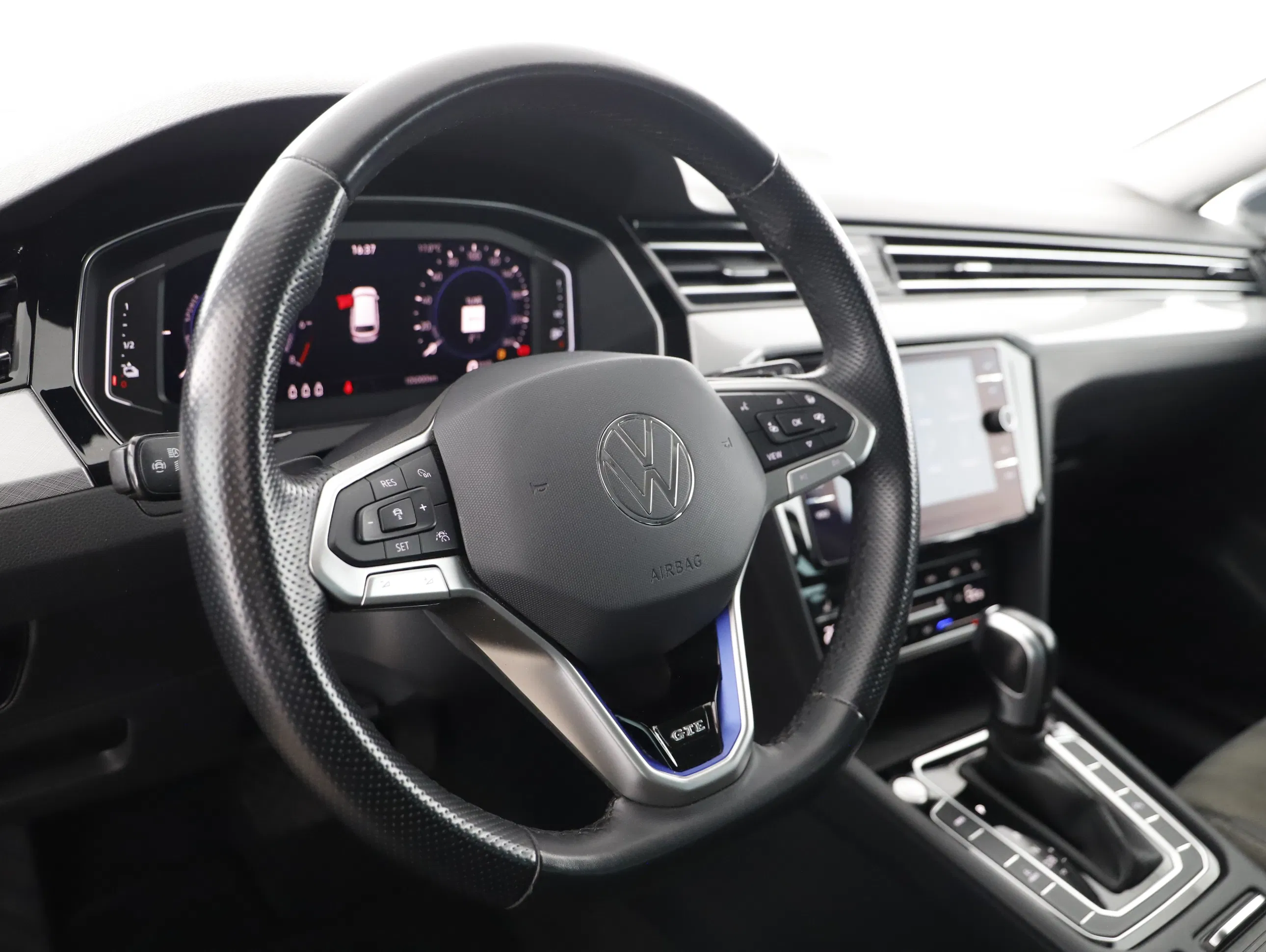 VW Passat Variant 1.4 TSI GTE | Bild 17 von 31