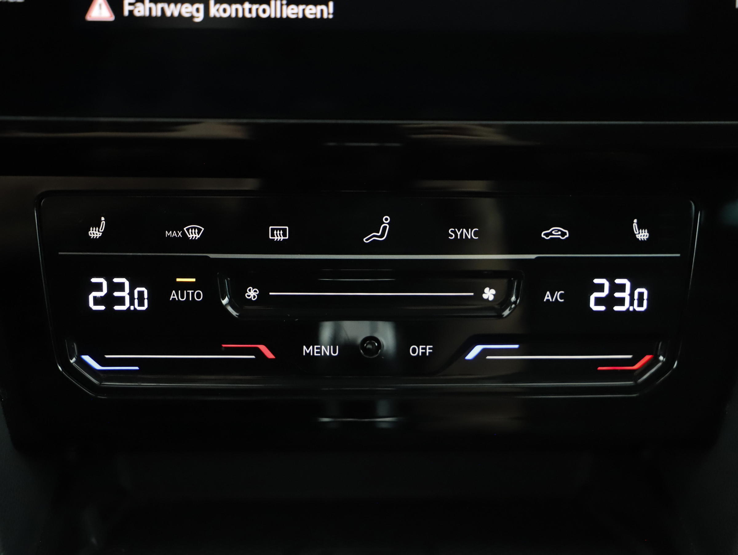 VW Passat Variant 1.4 TSI  GTE | Bild 23 von 31