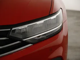 VW Passat Variant 2.0 TDI BMT Business | Thumbnail 11 von 27