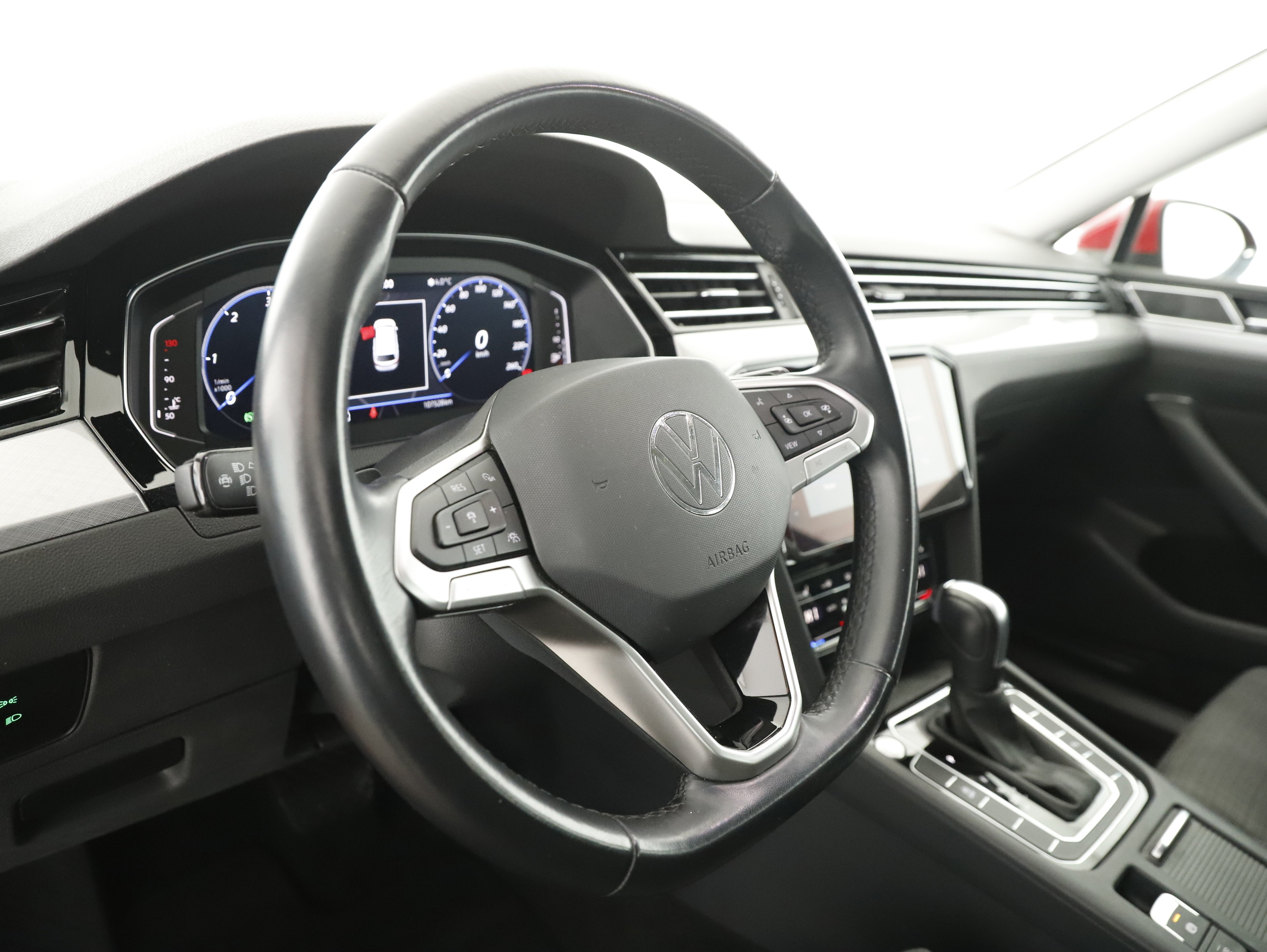 VW Passat Variant 2.0 TDI BMT Business | Bild 15 von 27