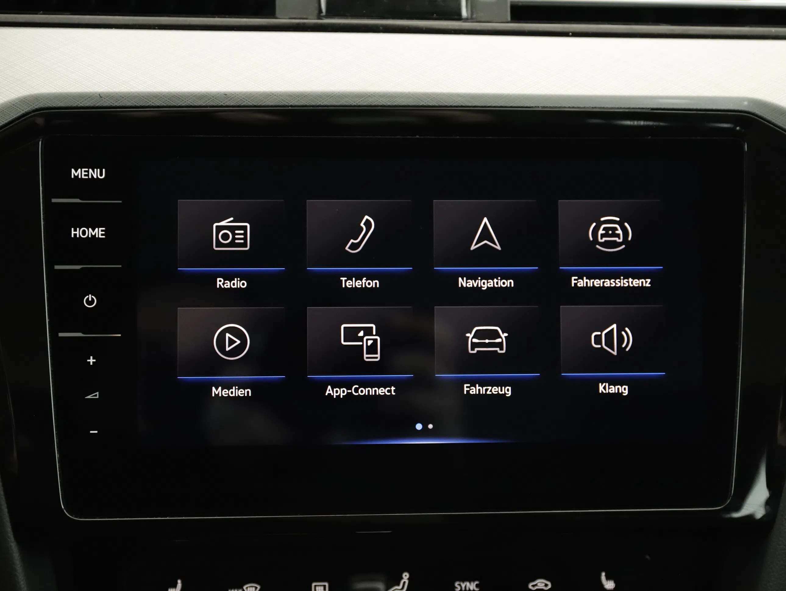 VW Passat Variant 2.0 TDI BMT Business | Bild 18 von 27