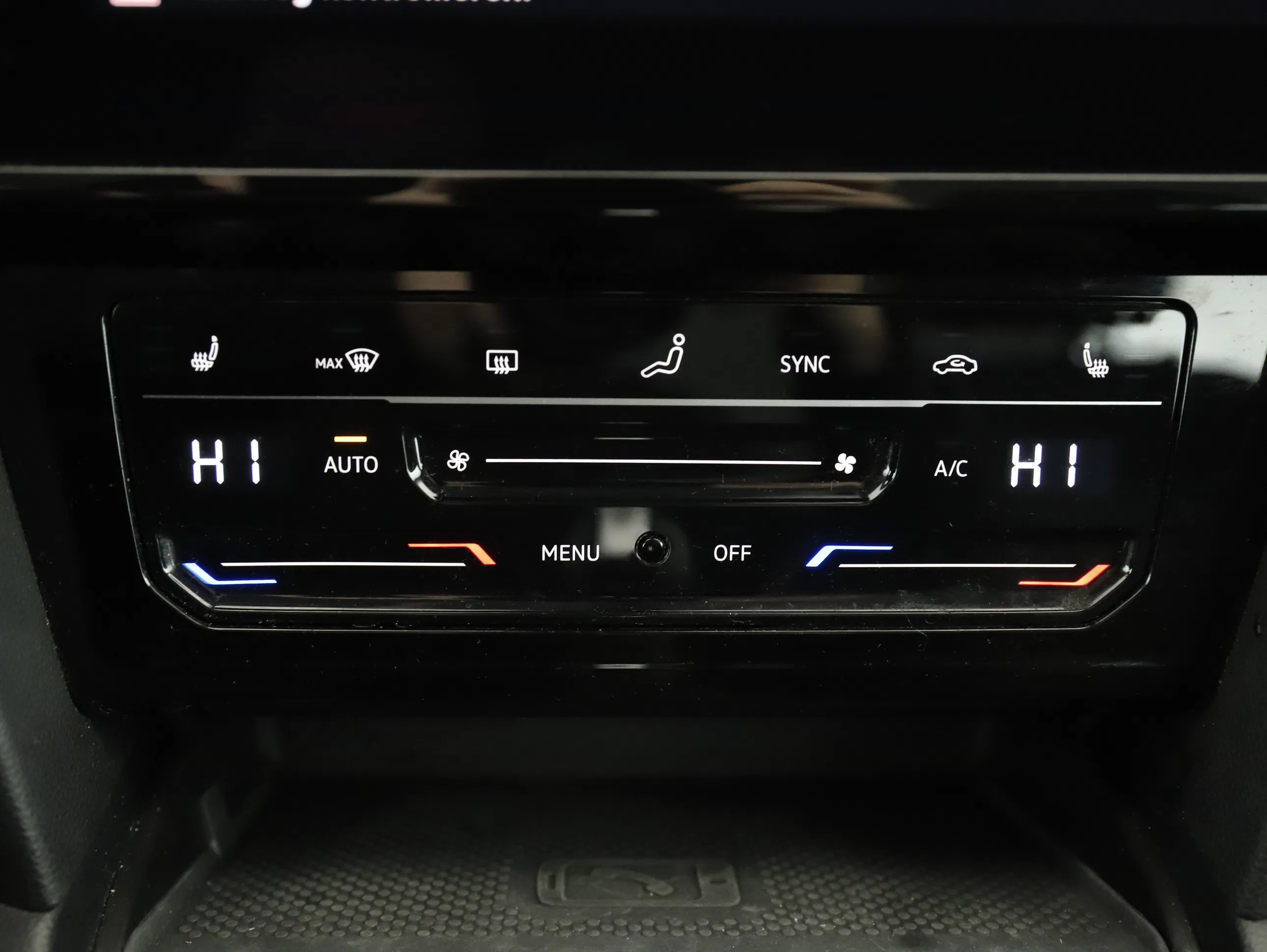 VW Passat Variant 2.0 TDI BMT Business | Bild 21 von 27