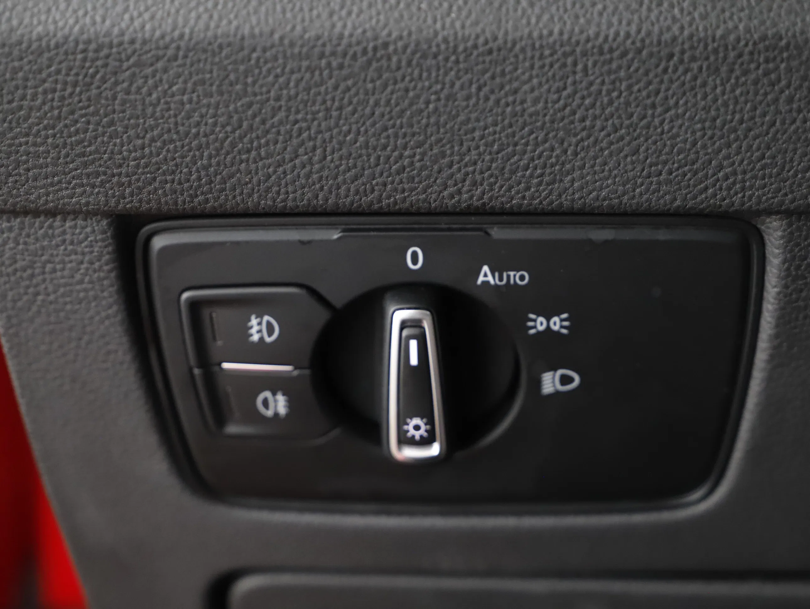 VW Passat Variant 2.0 TDI BMT Business | Bild 6 von 20