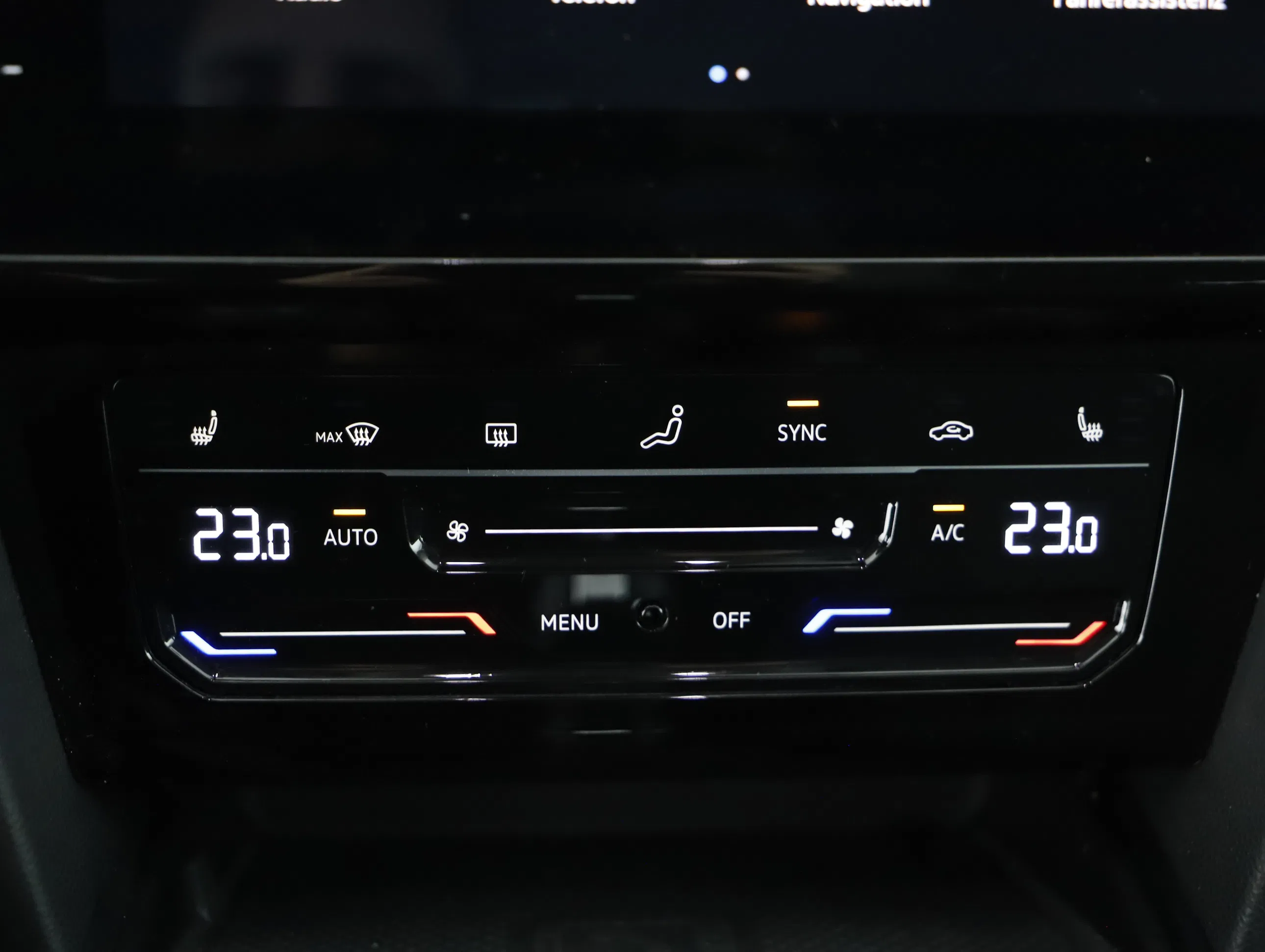 VW Passat Variant 2.0 TDI BMT Business | Bild 16 von 20